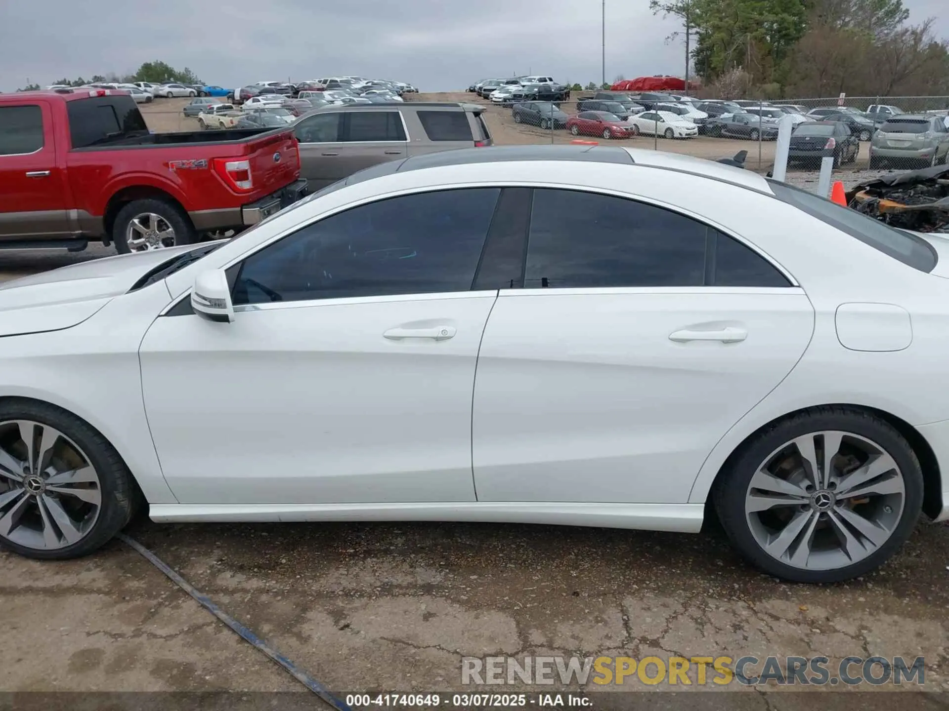 15 Photograph of a damaged car WDDSJ4EB6KN708160 MERCEDES-BENZ CLA 250 2019
