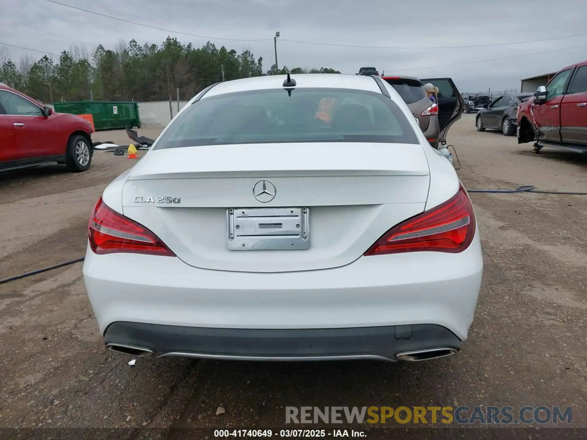17 Photograph of a damaged car WDDSJ4EB6KN708160 MERCEDES-BENZ CLA 250 2019