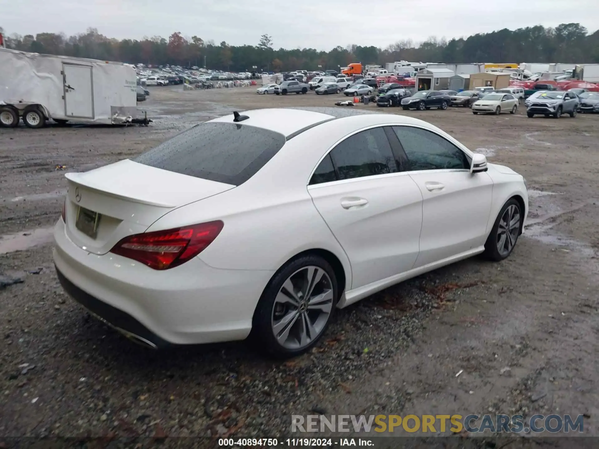 4 Photograph of a damaged car WDDSJ4EB7KN705025 MERCEDES-BENZ CLA 250 2019
