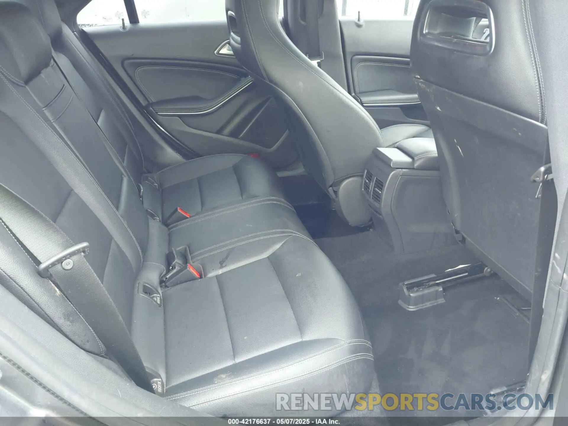 8 Photograph of a damaged car WDDSJ4EB7KN757903 MERCEDES-BENZ CLA 250 2019