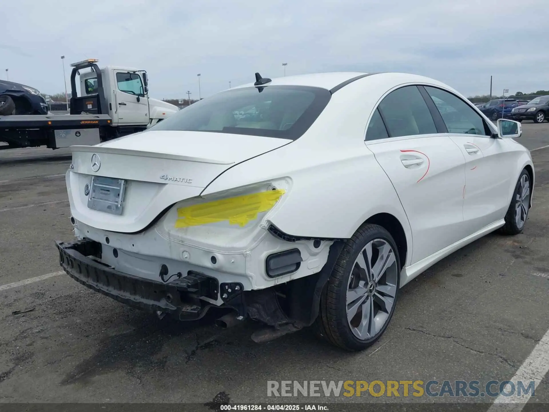 17 Photograph of a damaged car WDDSJ4GB0KN737957 MERCEDES-BENZ CLA 250 2019