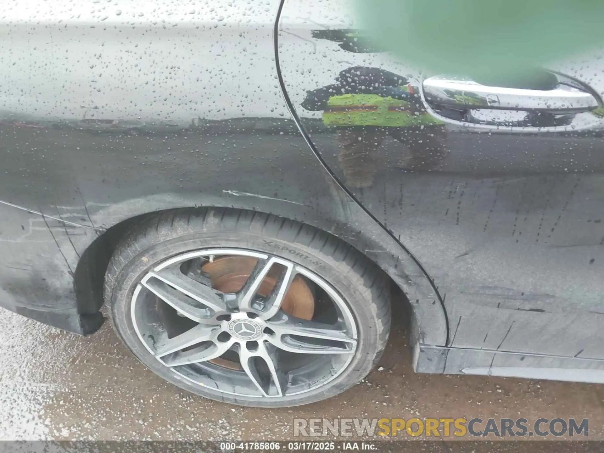 12 Photograph of a damaged car WDDSJ4GB3KN699561 MERCEDES-BENZ CLA 250 2019