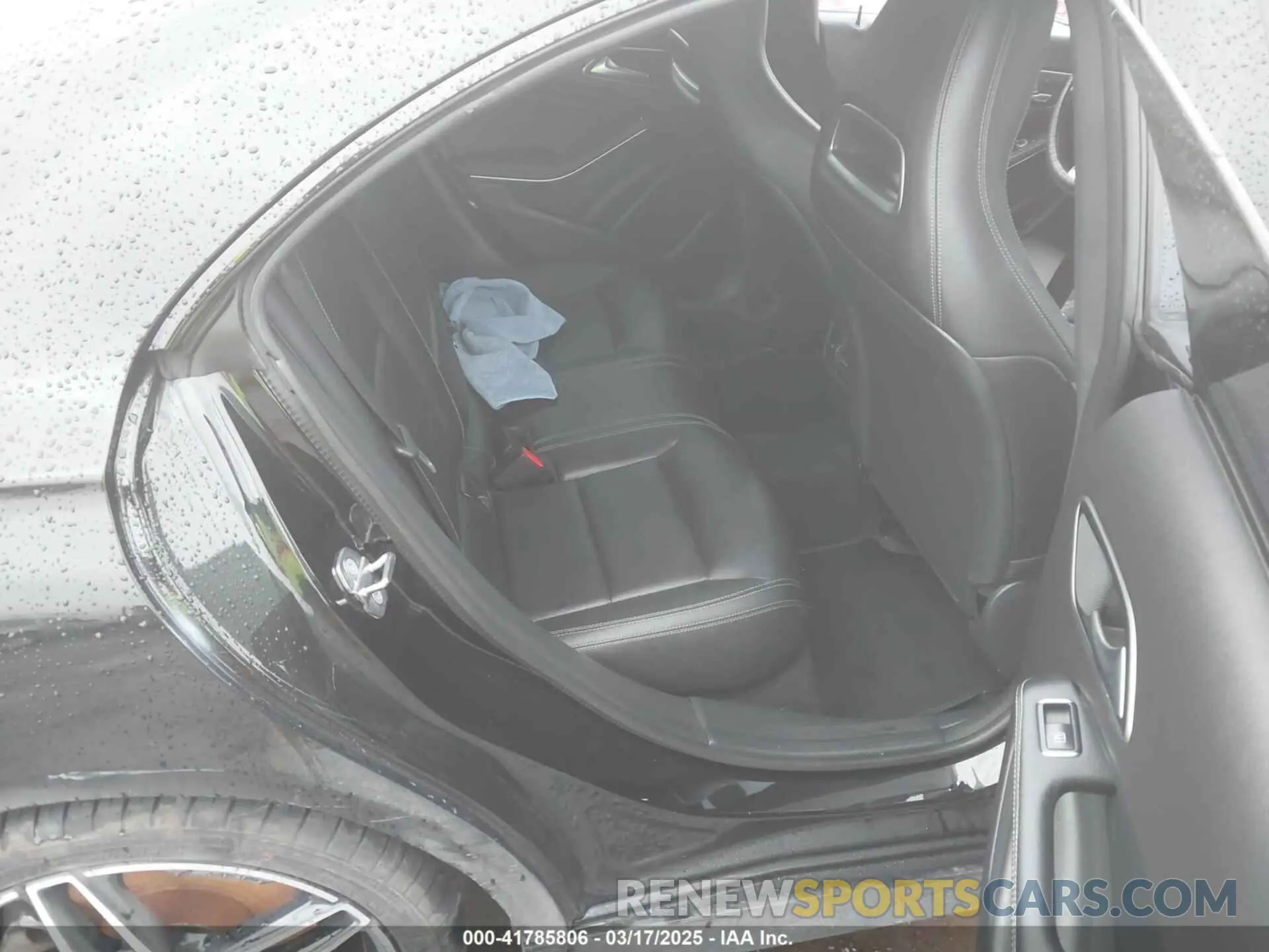 8 Photograph of a damaged car WDDSJ4GB3KN699561 MERCEDES-BENZ CLA 250 2019