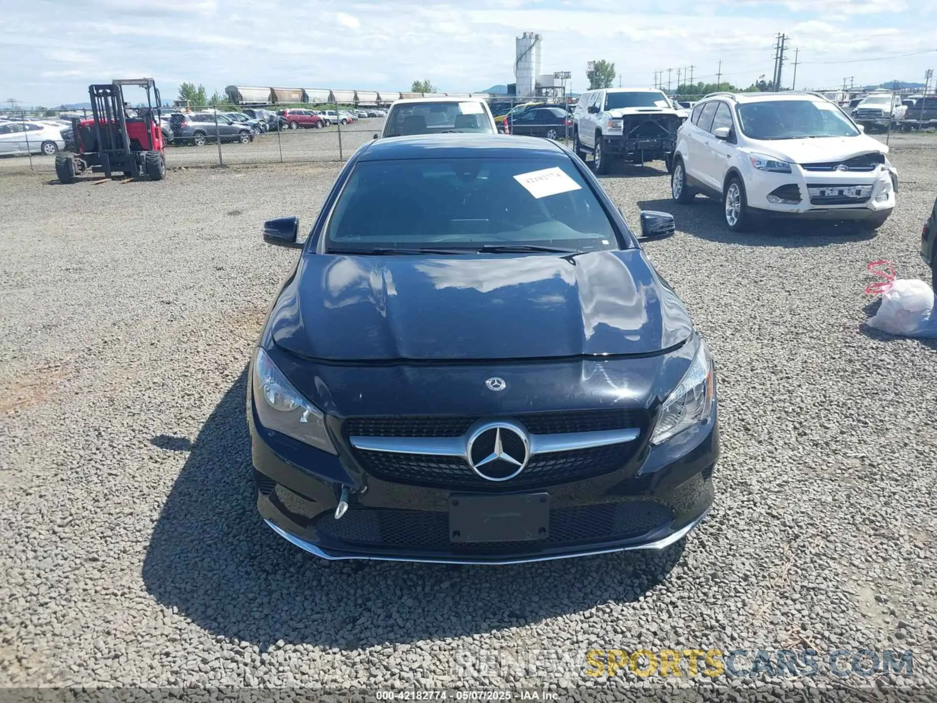 12 Photograph of a damaged car WDDSJ4GB4KN725228 MERCEDES-BENZ CLA 250 2019
