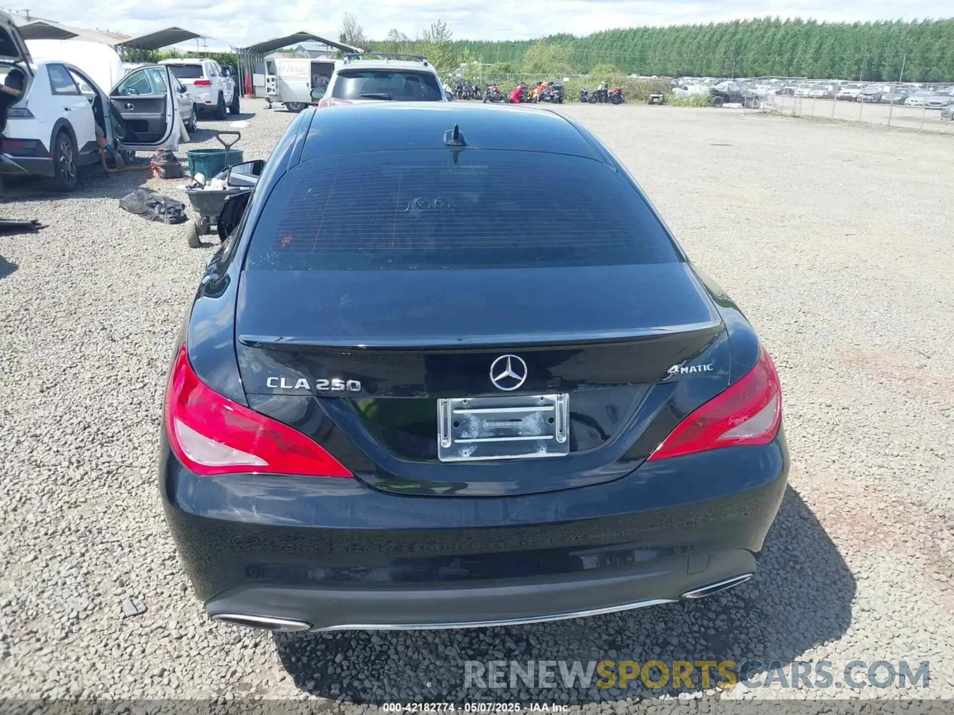 16 Photograph of a damaged car WDDSJ4GB4KN725228 MERCEDES-BENZ CLA 250 2019