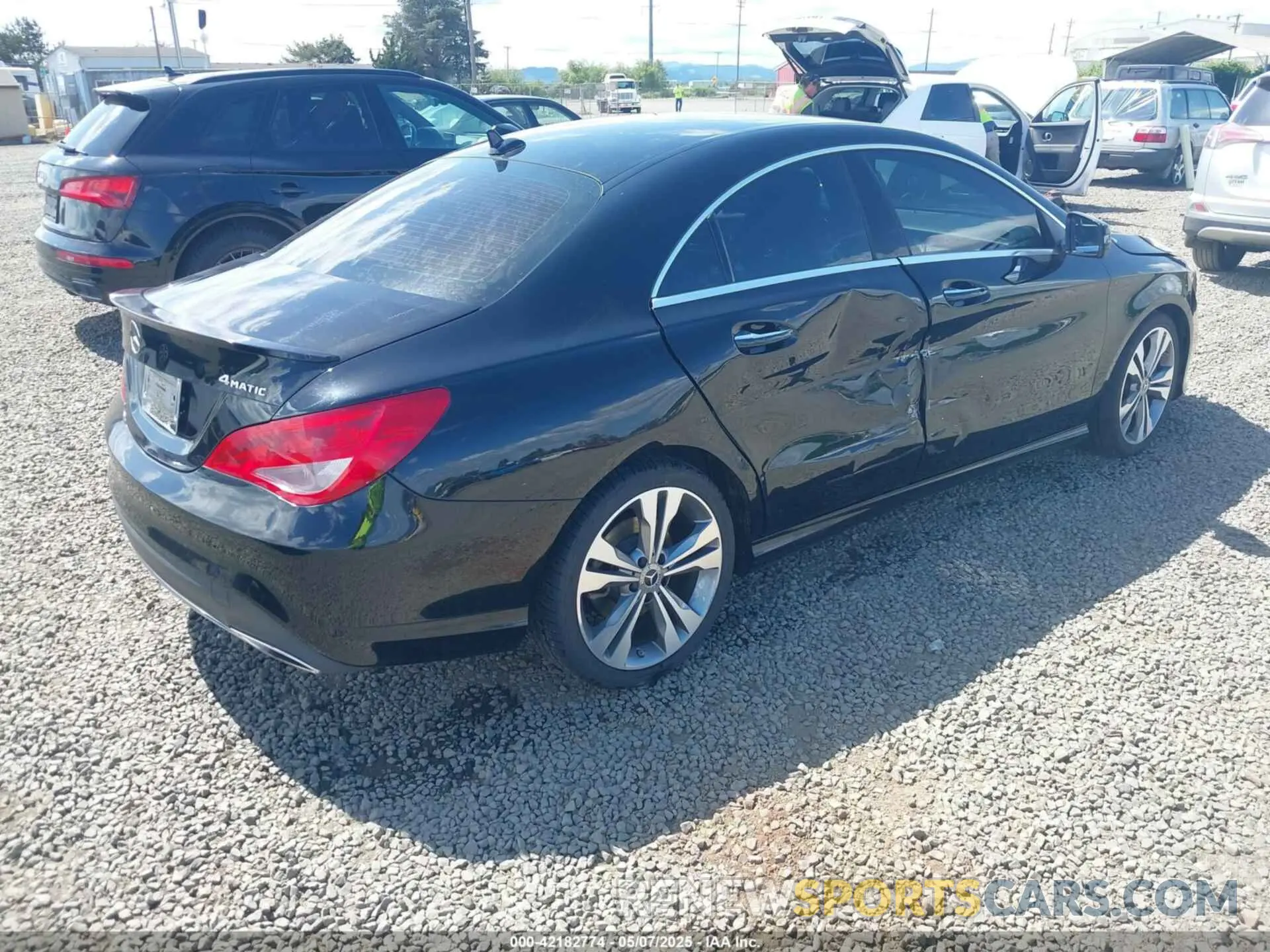 4 Photograph of a damaged car WDDSJ4GB4KN725228 MERCEDES-BENZ CLA 250 2019