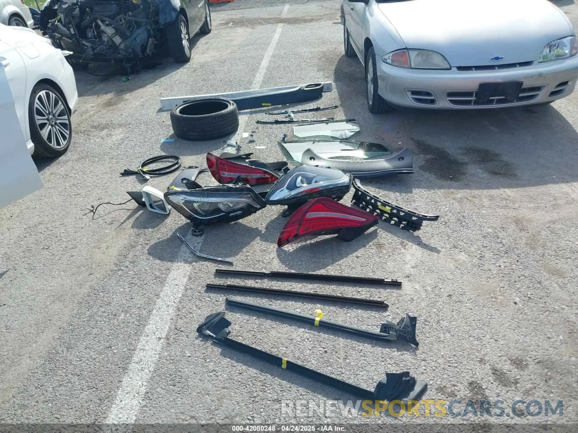 12 Photograph of a damaged car WDDSJ4GB9KN743255 MERCEDES-BENZ CLA 250 2019