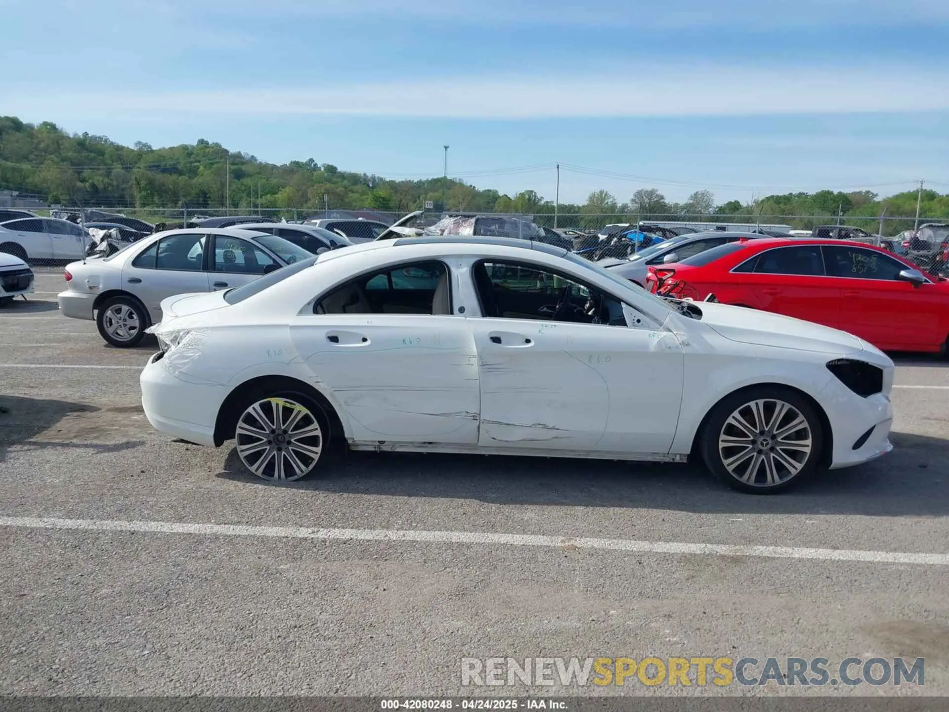 14 Photograph of a damaged car WDDSJ4GB9KN743255 MERCEDES-BENZ CLA 250 2019