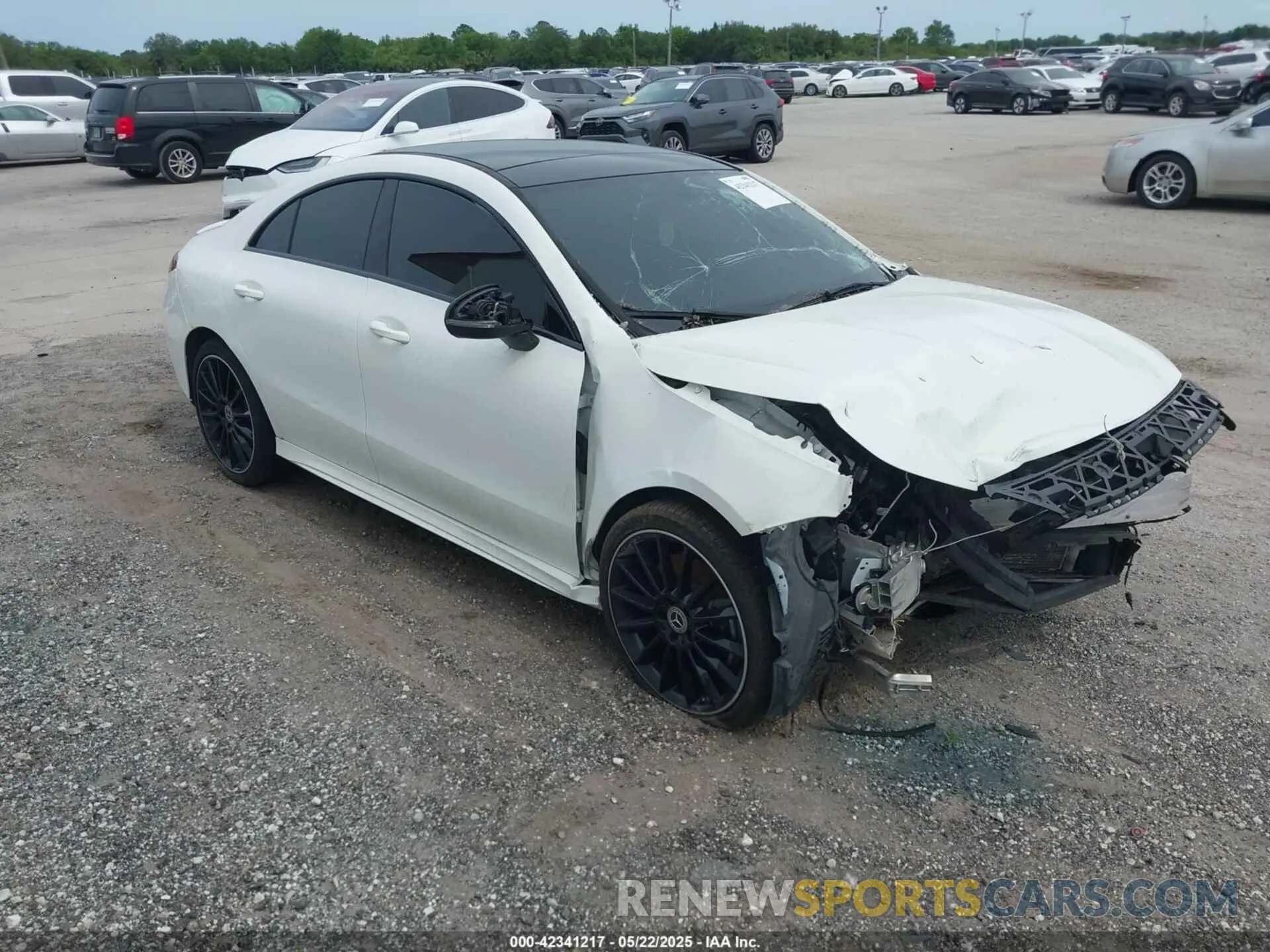 1 Photograph of a damaged car W1K5J4GB1LN091102 MERCEDES-BENZ CLA 250 2020