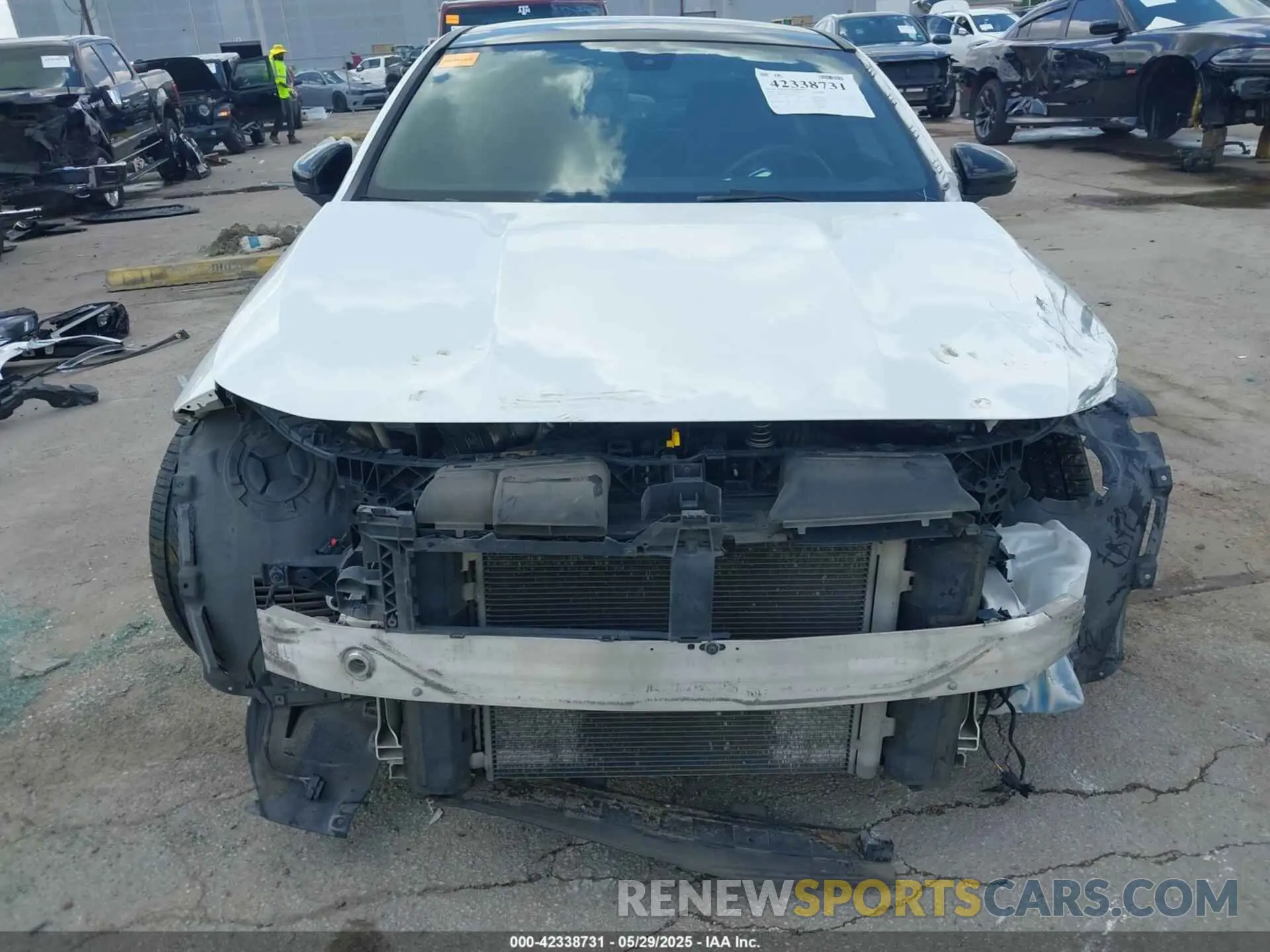 6 Photograph of a damaged car W1K5J4GB4LN102187 MERCEDES-BENZ CLA 250 2020