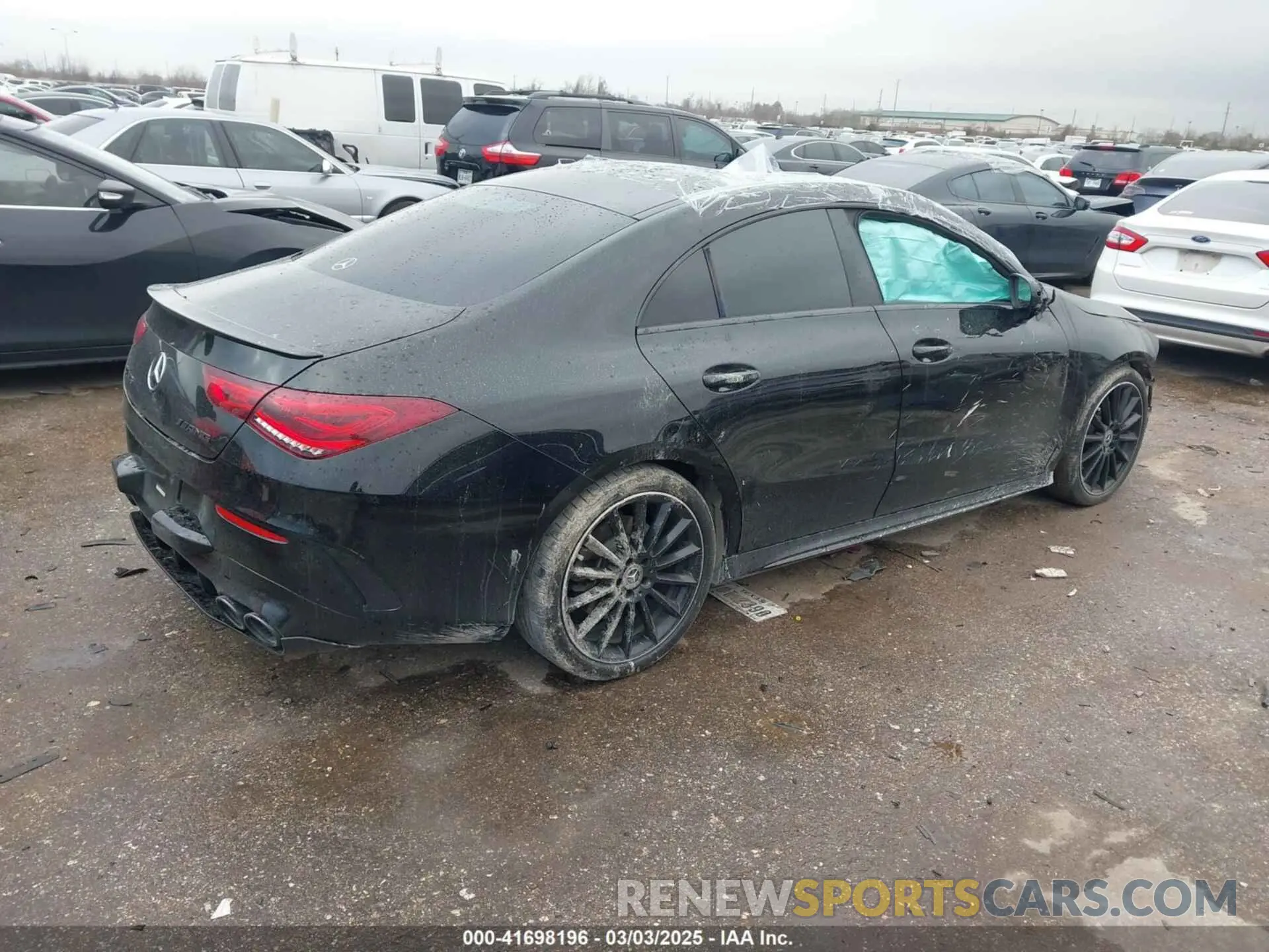4 Photograph of a damaged car W1K5J4GB6LN089619 MERCEDES-BENZ CLA 250 2020