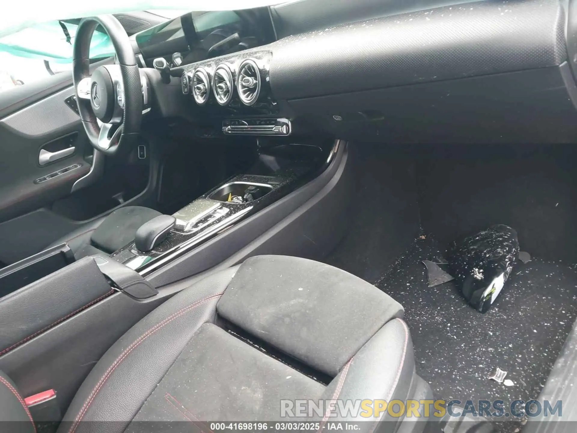 5 Photograph of a damaged car W1K5J4GB6LN089619 MERCEDES-BENZ CLA 250 2020