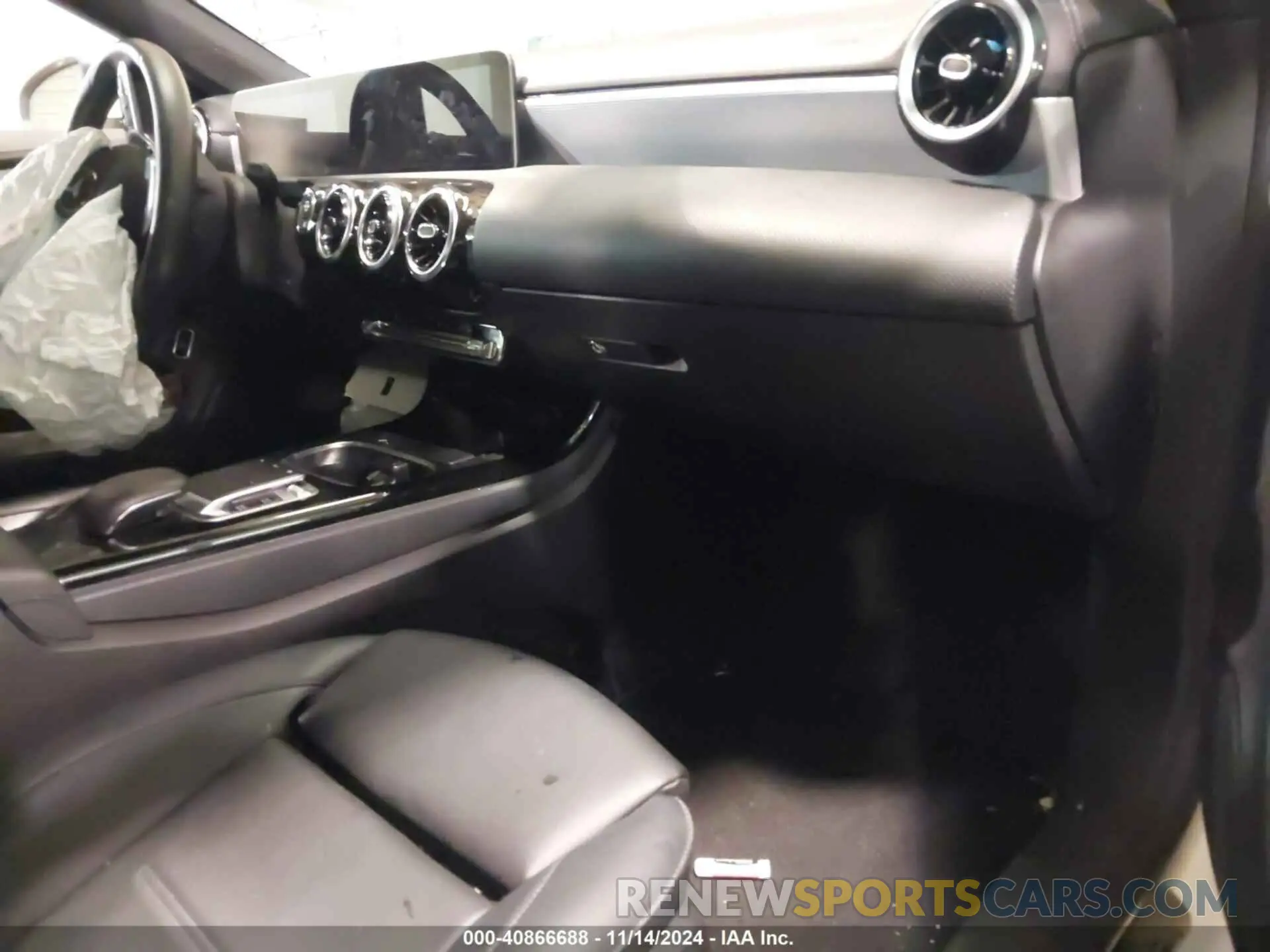 5 Photograph of a damaged car W1K5J4HB4LN089987 MERCEDES-BENZ CLA 250 2020