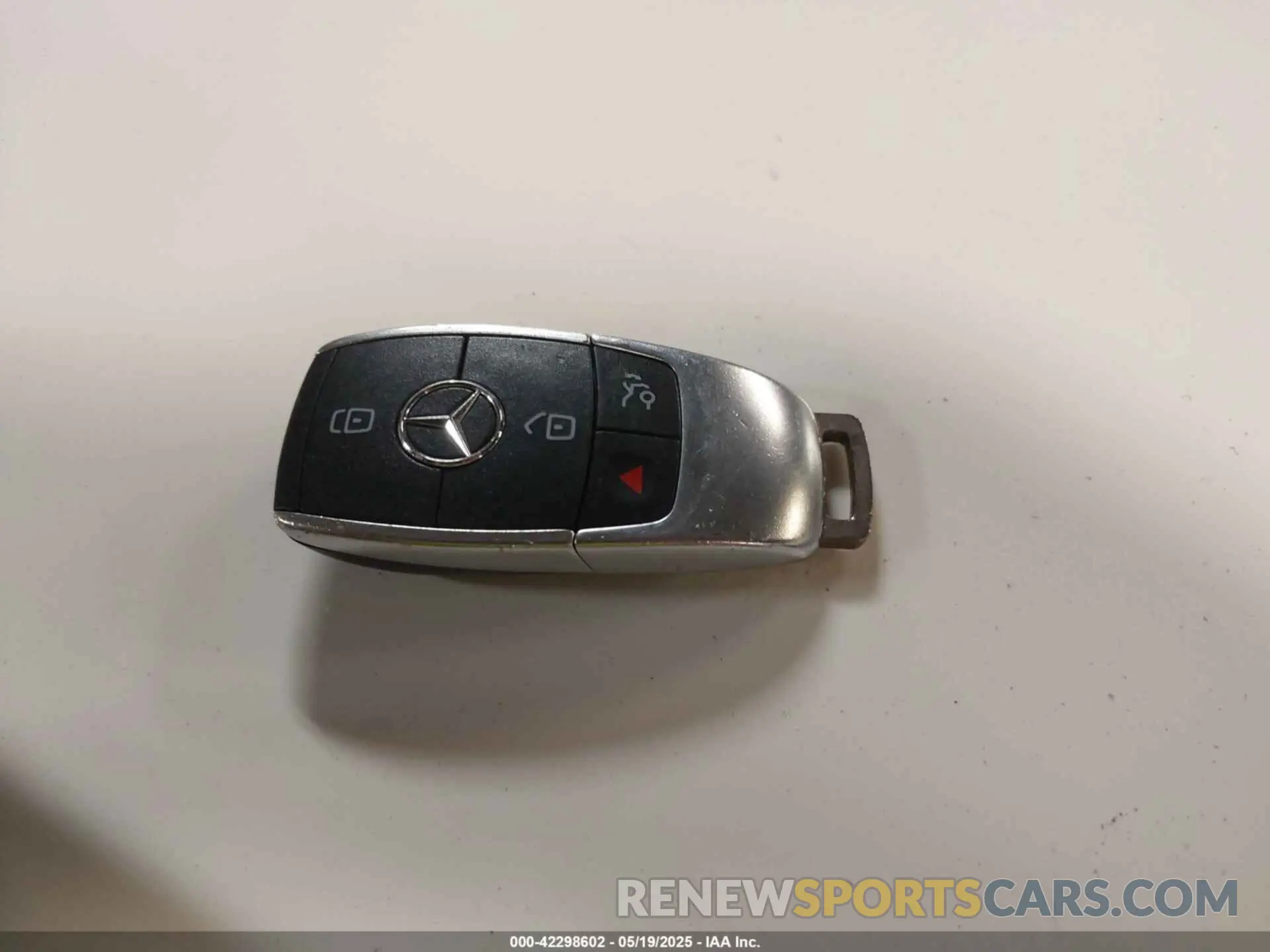 11 Photograph of a damaged car WDD5J4HB8LN077275 MERCEDES-BENZ CLA 250 2020