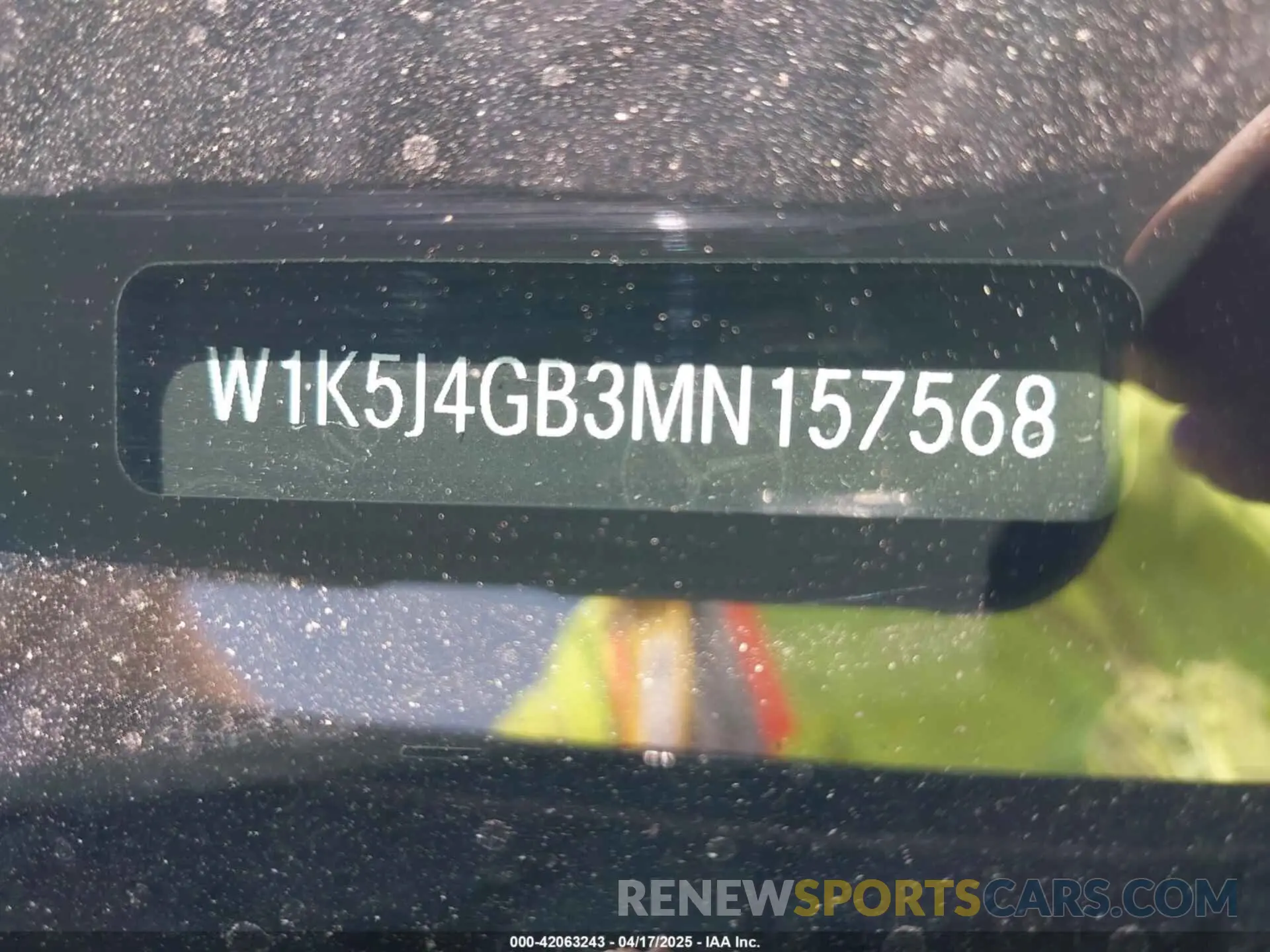18 Photograph of a damaged car W1K5J4GB3MN157568 MERCEDES-BENZ CLA 250 2021