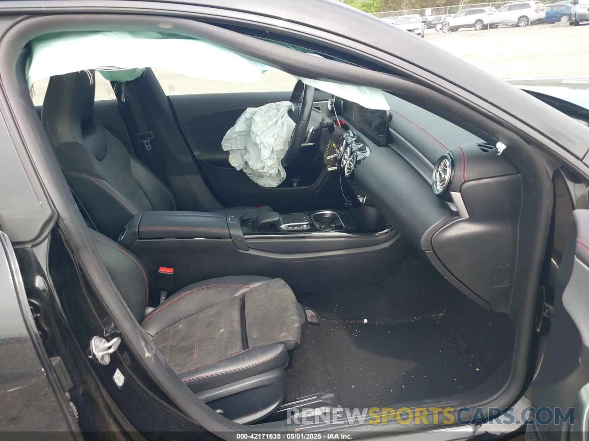 5 Photograph of a damaged car W1K5J4GB4MN175240 MERCEDES-BENZ CLA 250 2021