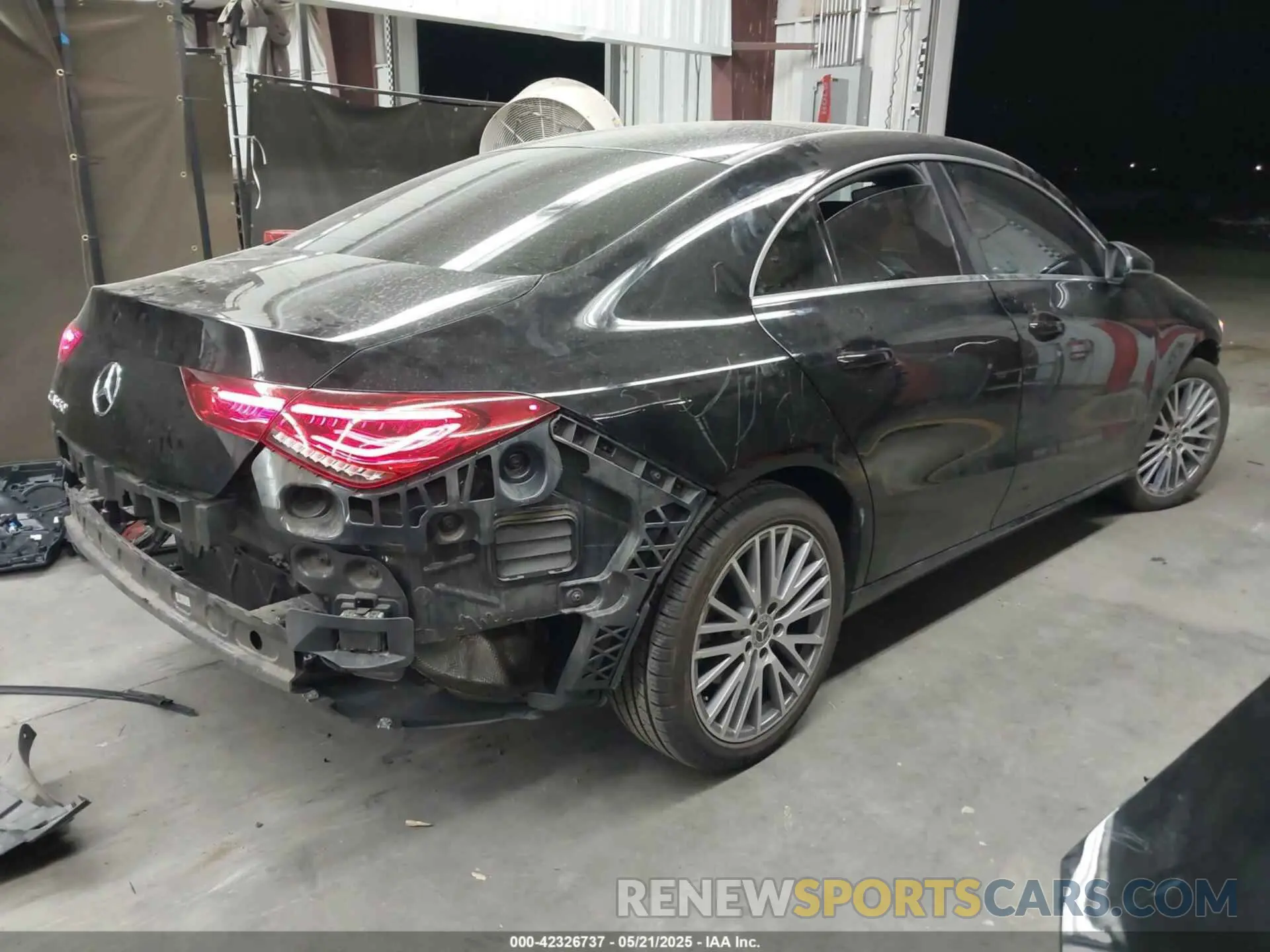 4 Photograph of a damaged car W1K5J4GB5MN222422 MERCEDES-BENZ CLA 250 2021