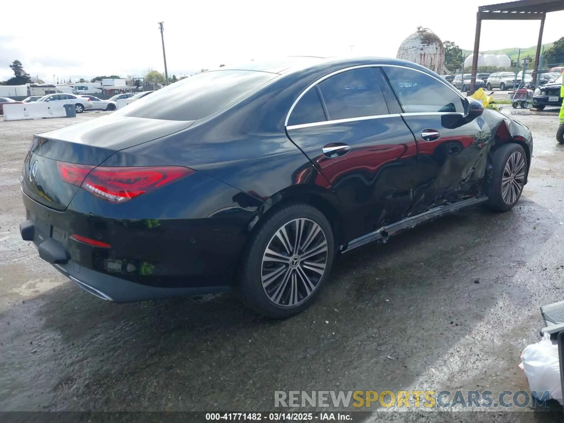 4 Photograph of a damaged car W1K5J4GB7MN191562 MERCEDES-BENZ CLA 250 2021