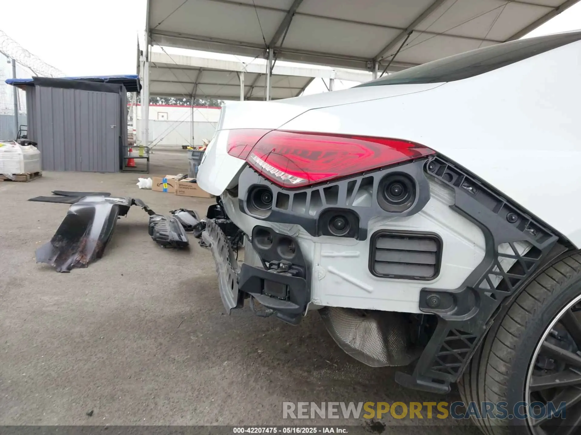 17 Photograph of a damaged car W1K5J4GBXMN158068 MERCEDES-BENZ CLA 250 2021