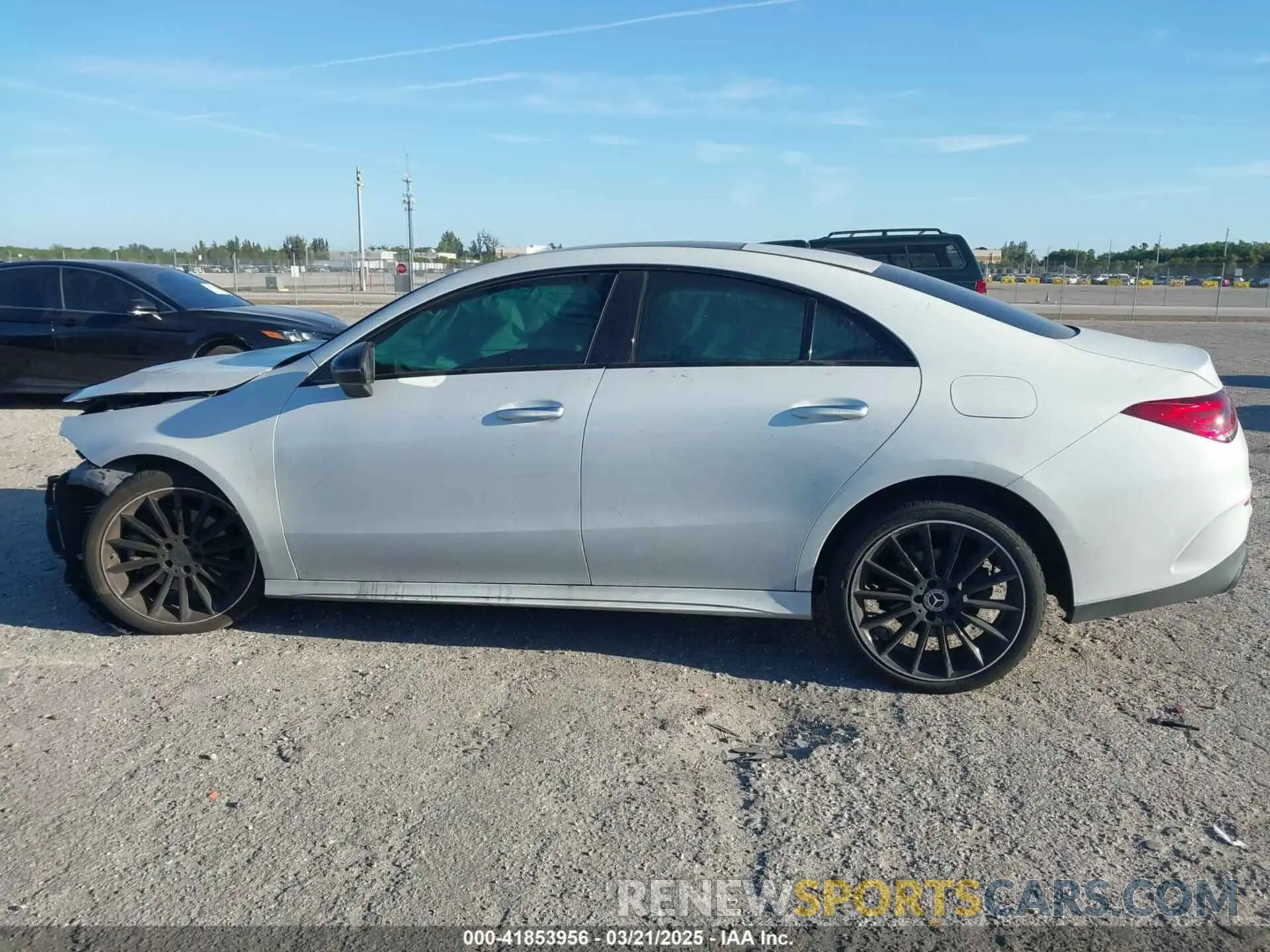 13 Photograph of a damaged car W1K5J4GB1NN313768 MERCEDES-BENZ CLA 250 COUPE 2022