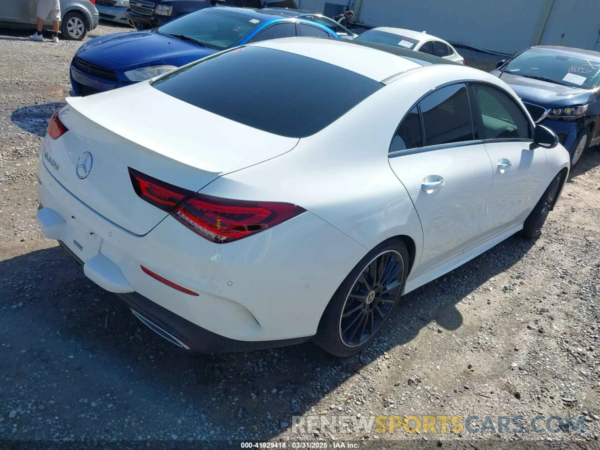 4 Photograph of a damaged car W1K5J4GB4NN294407 MERCEDES-BENZ CLA 250 COUPE 2022