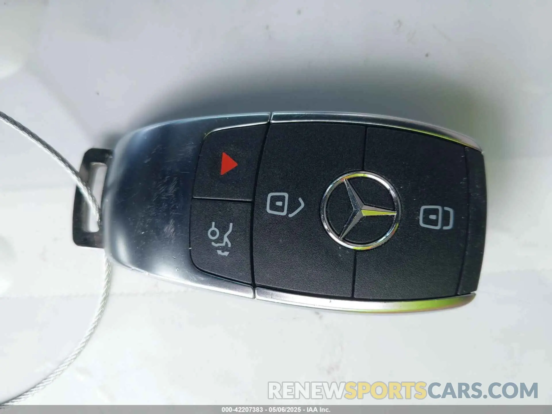 11 Photograph of a damaged car W1K5J4GB4NN321833 MERCEDES-BENZ CLA 250 COUPE 2022