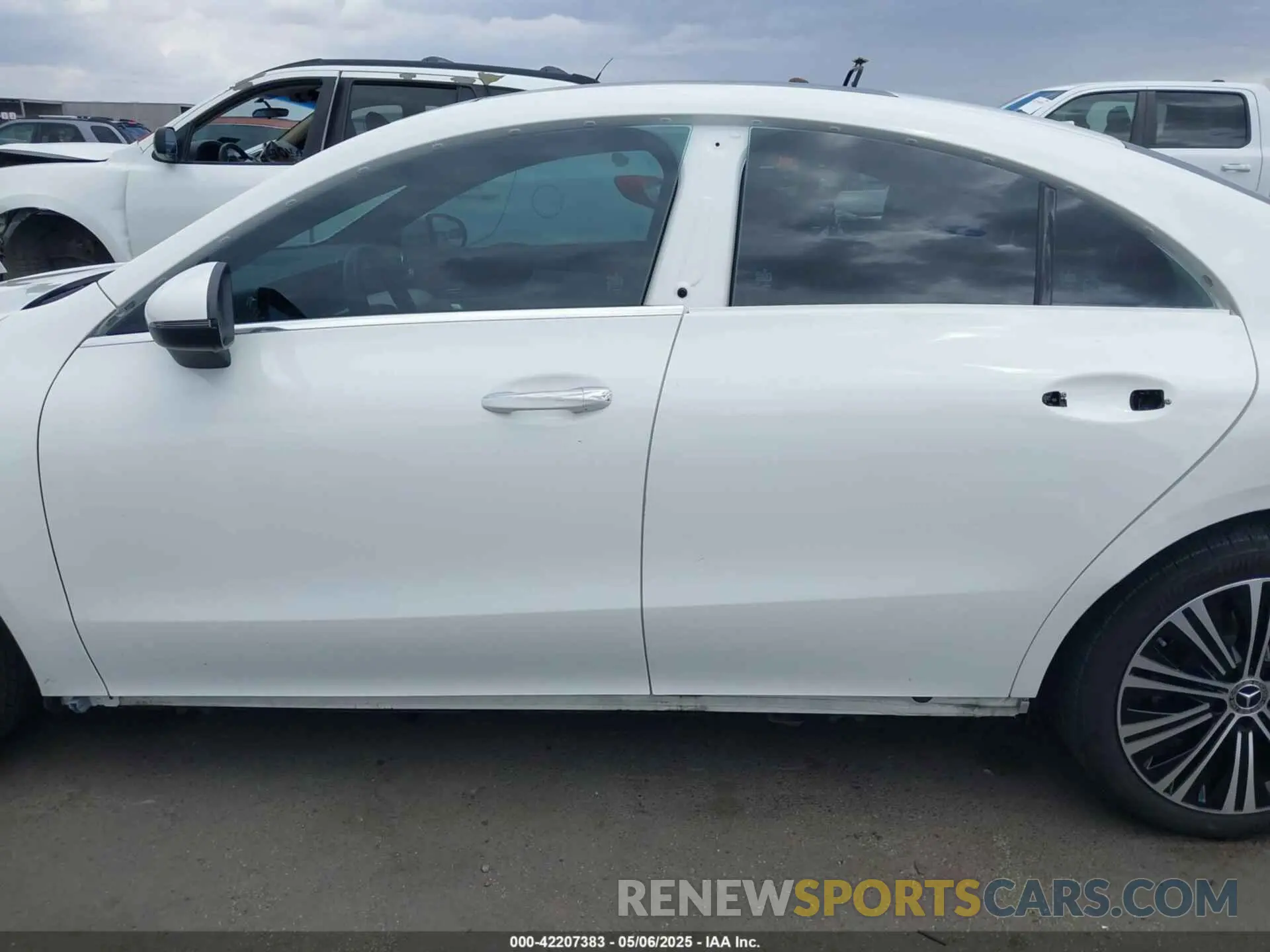 15 Photograph of a damaged car W1K5J4GB4NN321833 MERCEDES-BENZ CLA 250 COUPE 2022