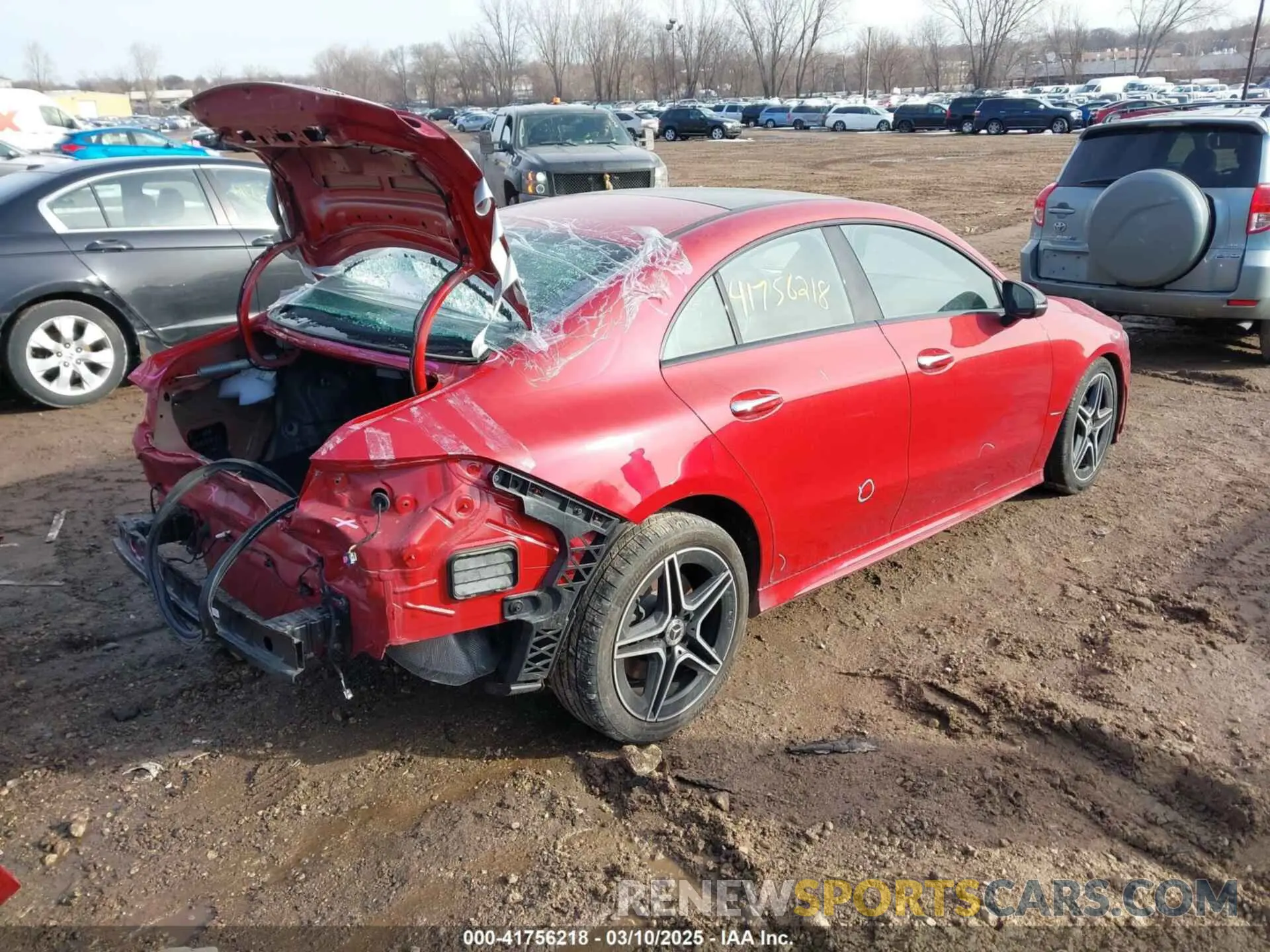 4 Photograph of a damaged car W1K5J4HB2NN272503 MERCEDES-BENZ CLA 250 COUPE 2022