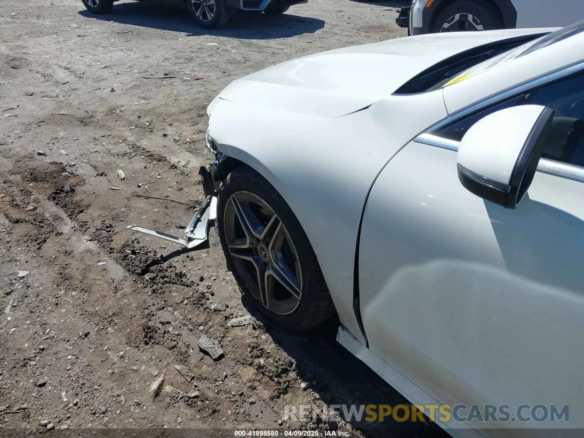 6 Photograph of a damaged car W1K5J4HB3NN250588 MERCEDES-BENZ CLA 250 COUPE 2022