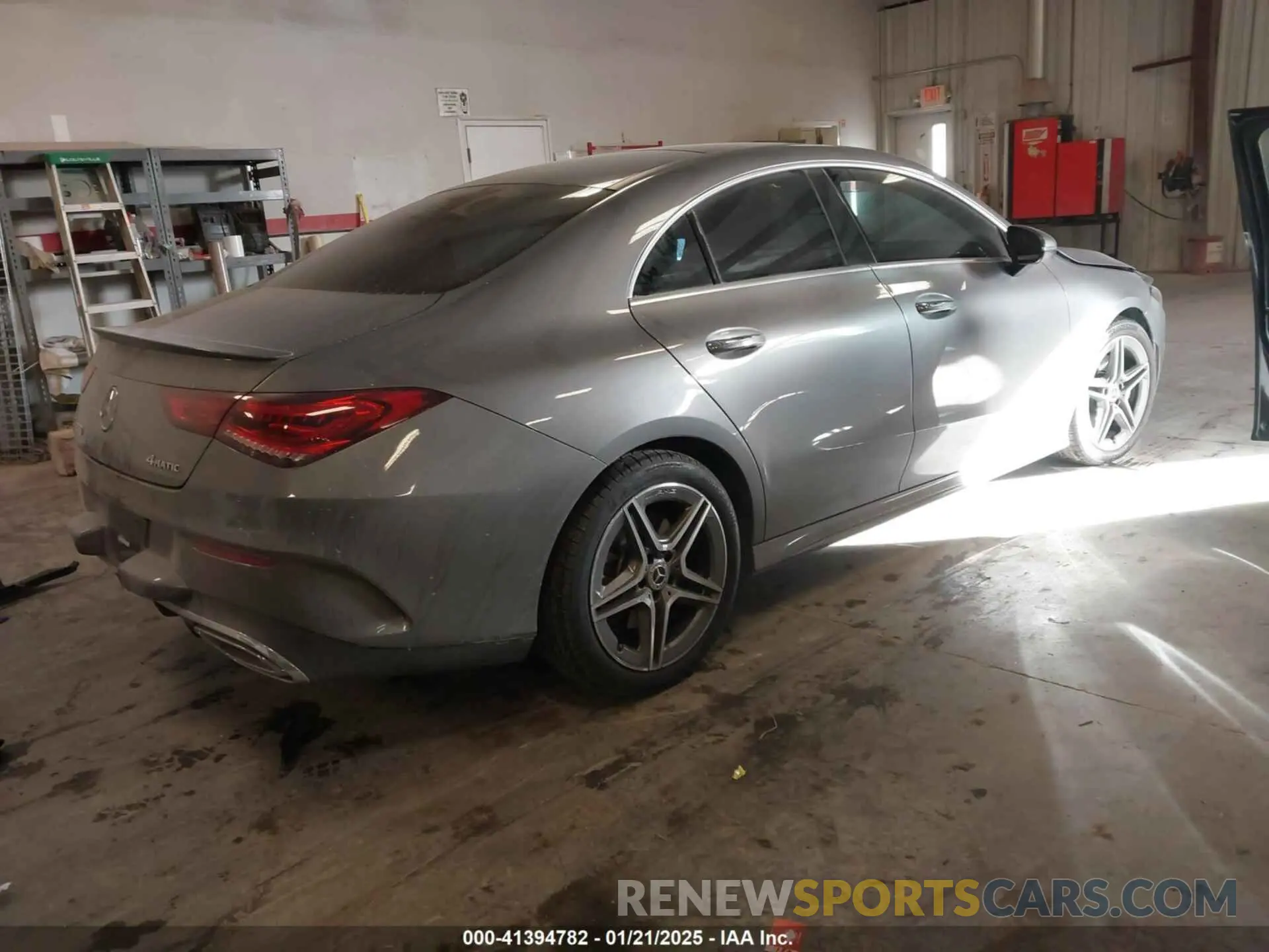 4 Photograph of a damaged car W1K5J4HB6NN293676 MERCEDES-BENZ CLA 250 COUPE 2022