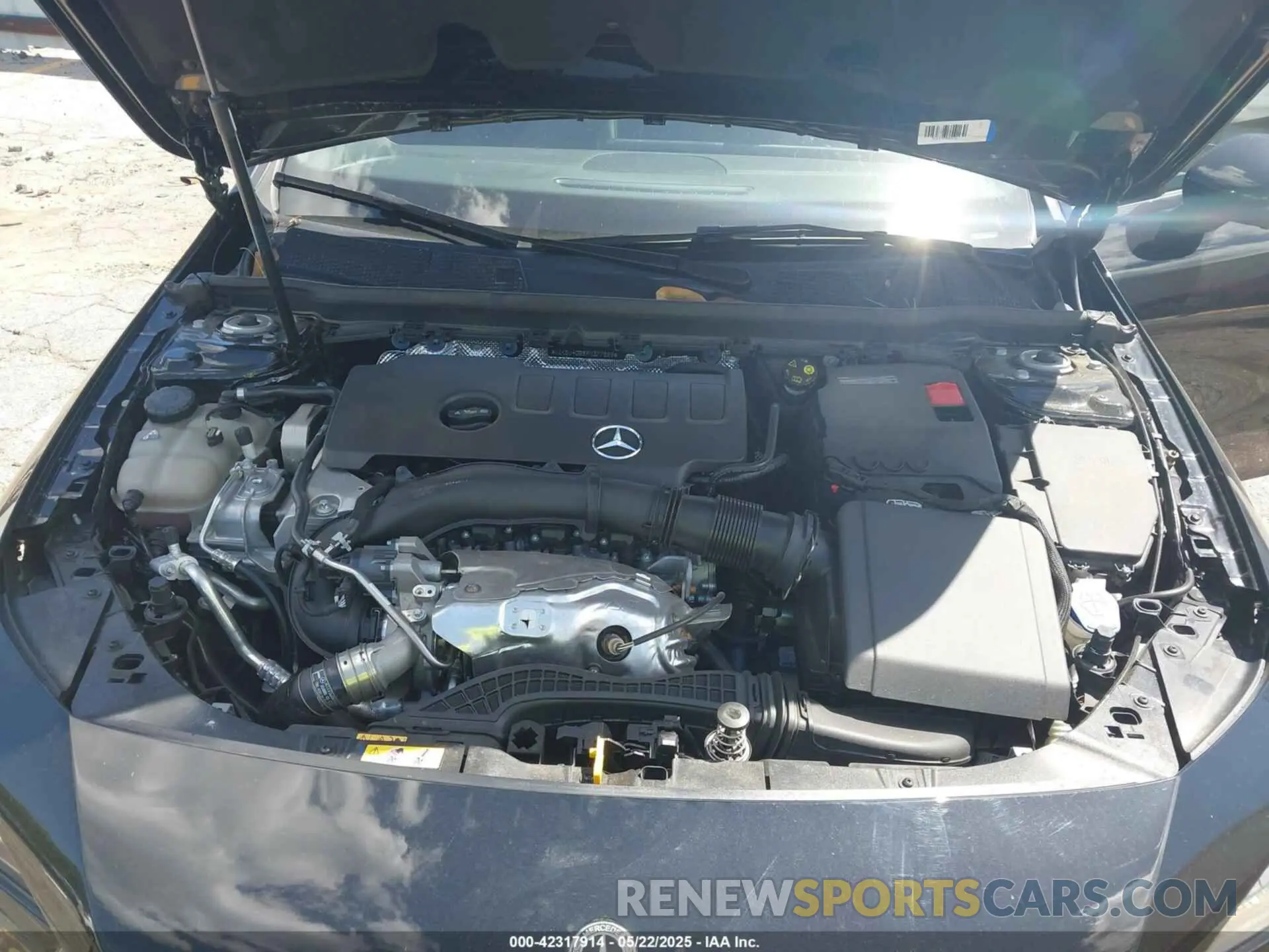 10 Photograph of a damaged car W1K5J4GB5PN377699 MERCEDES-BENZ CLA 250 COUPE 2023