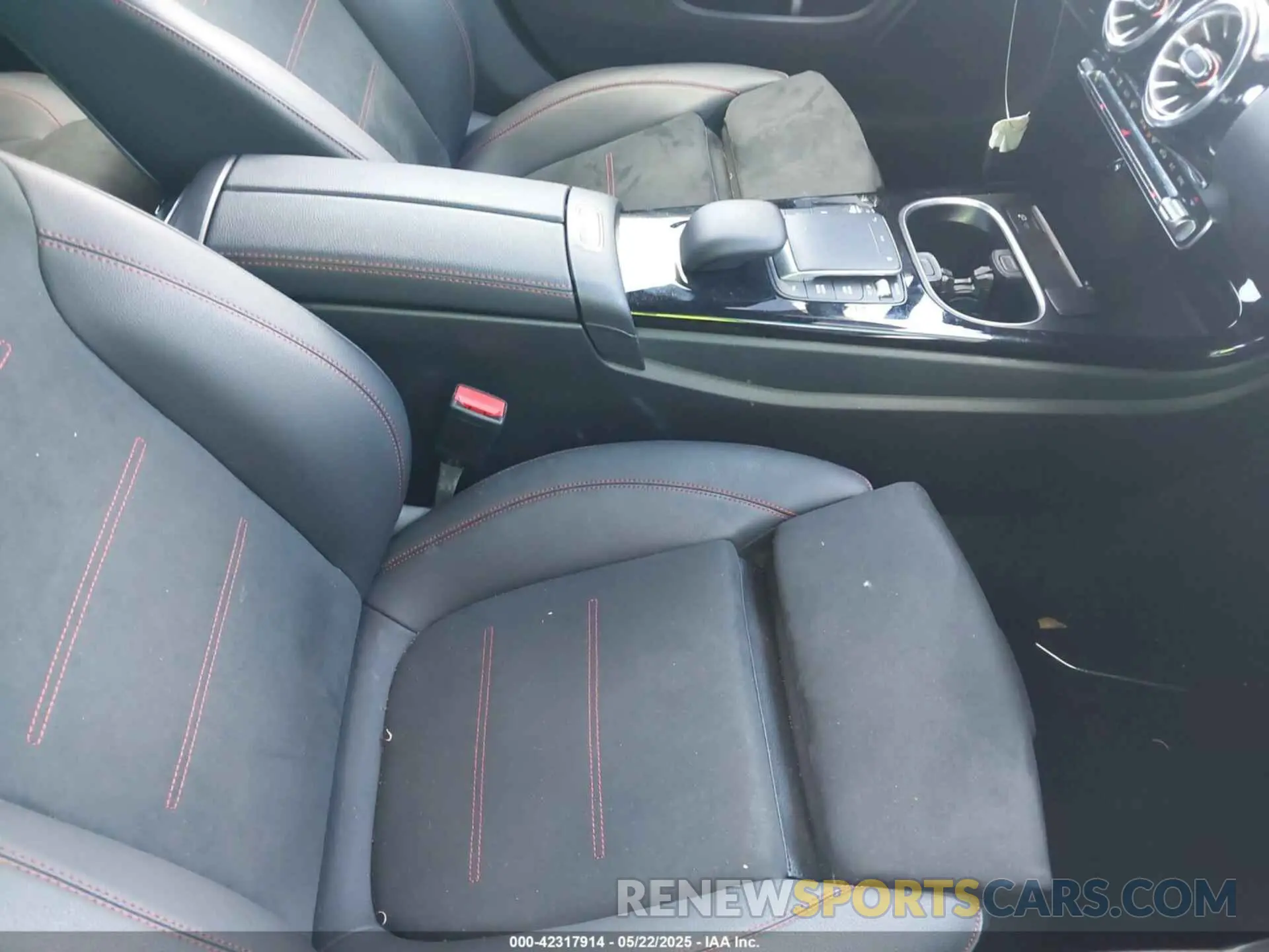5 Photograph of a damaged car W1K5J4GB5PN377699 MERCEDES-BENZ CLA 250 COUPE 2023