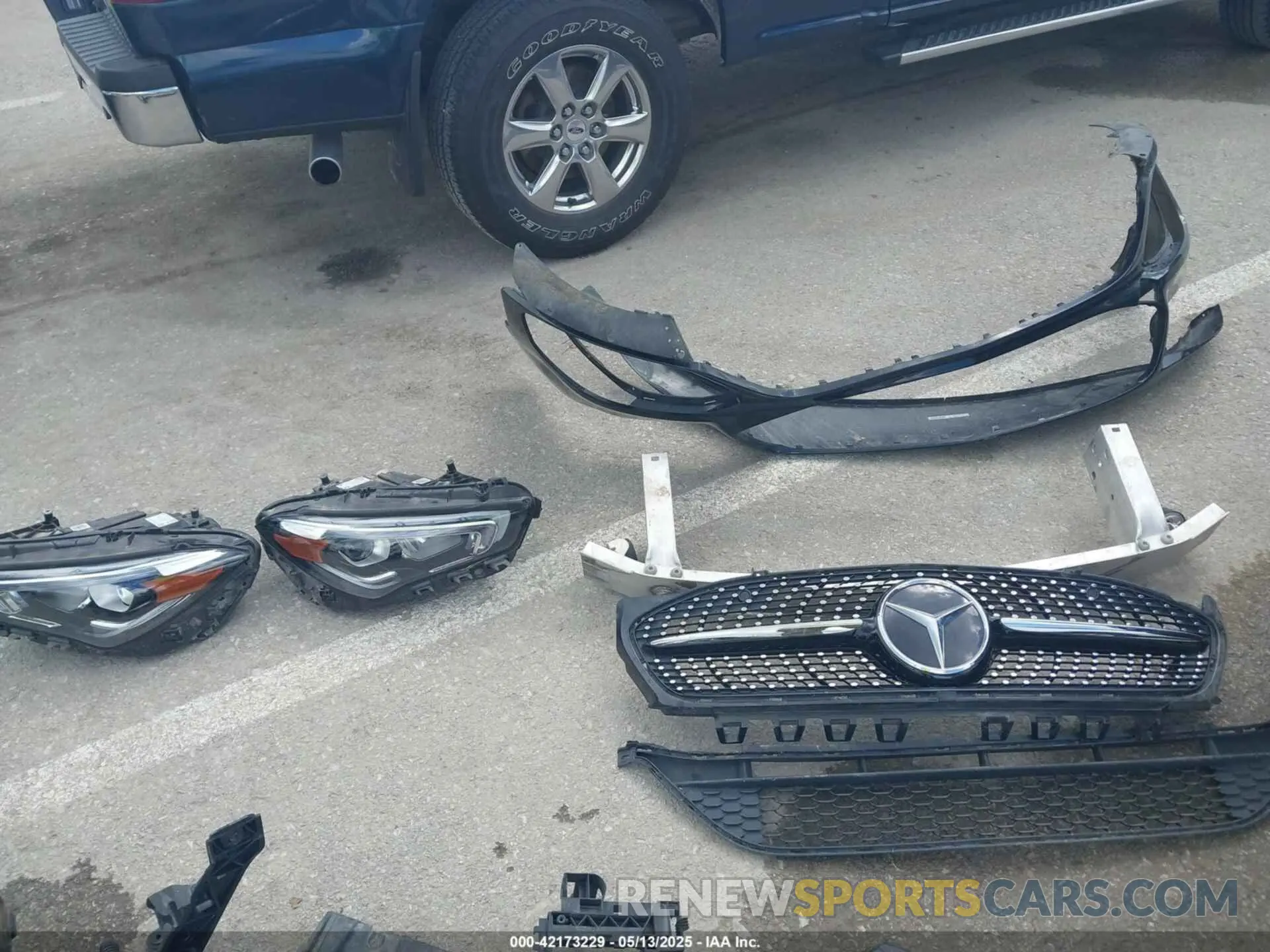 12 Photograph of a damaged car W1K5J4HB2PN384253 MERCEDES-BENZ CLA 250 COUPE 2023