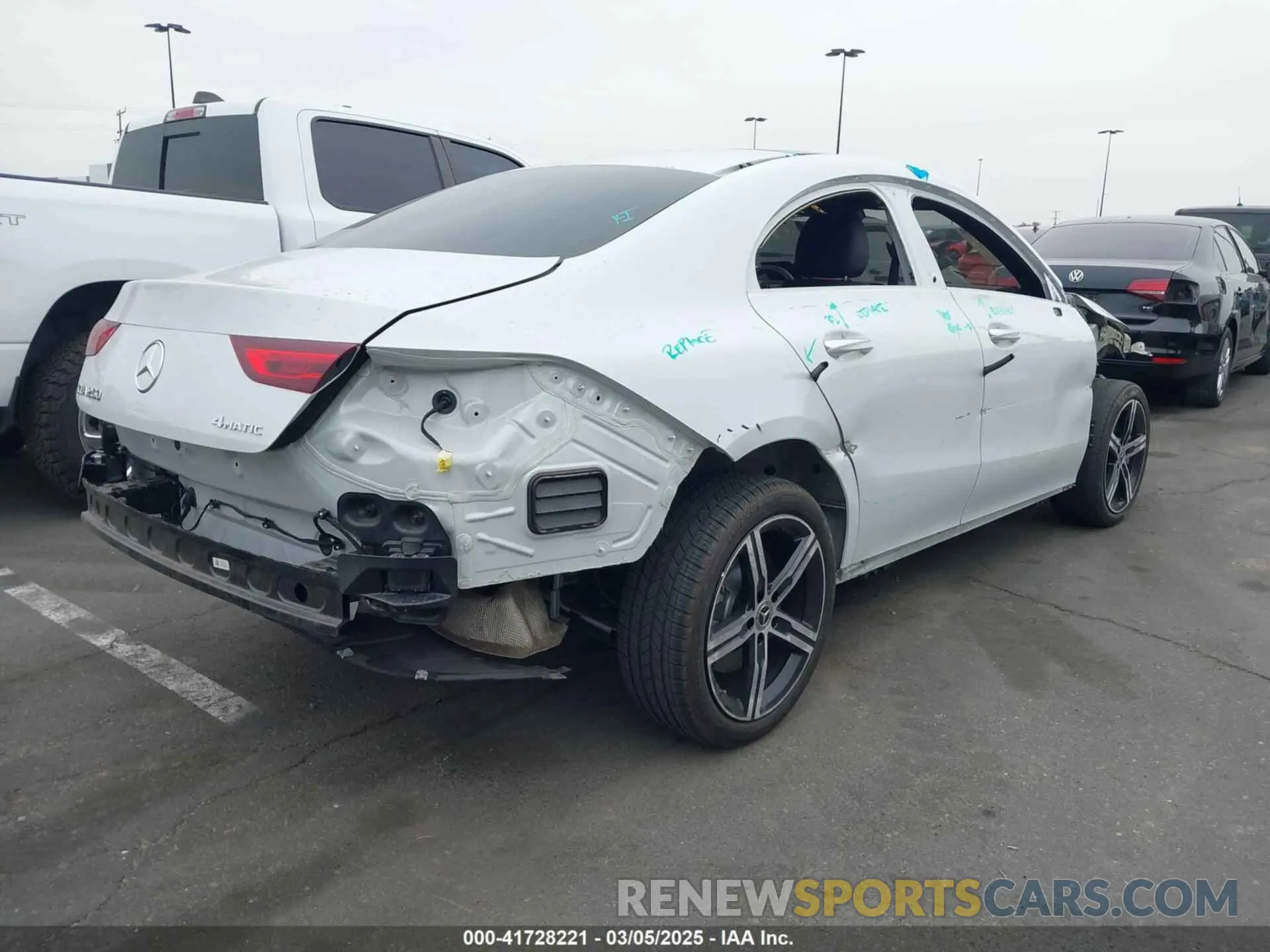 4 Photograph of a damaged car W1K5J4HB9PN414557 MERCEDES-BENZ CLA 250 COUPE 2023