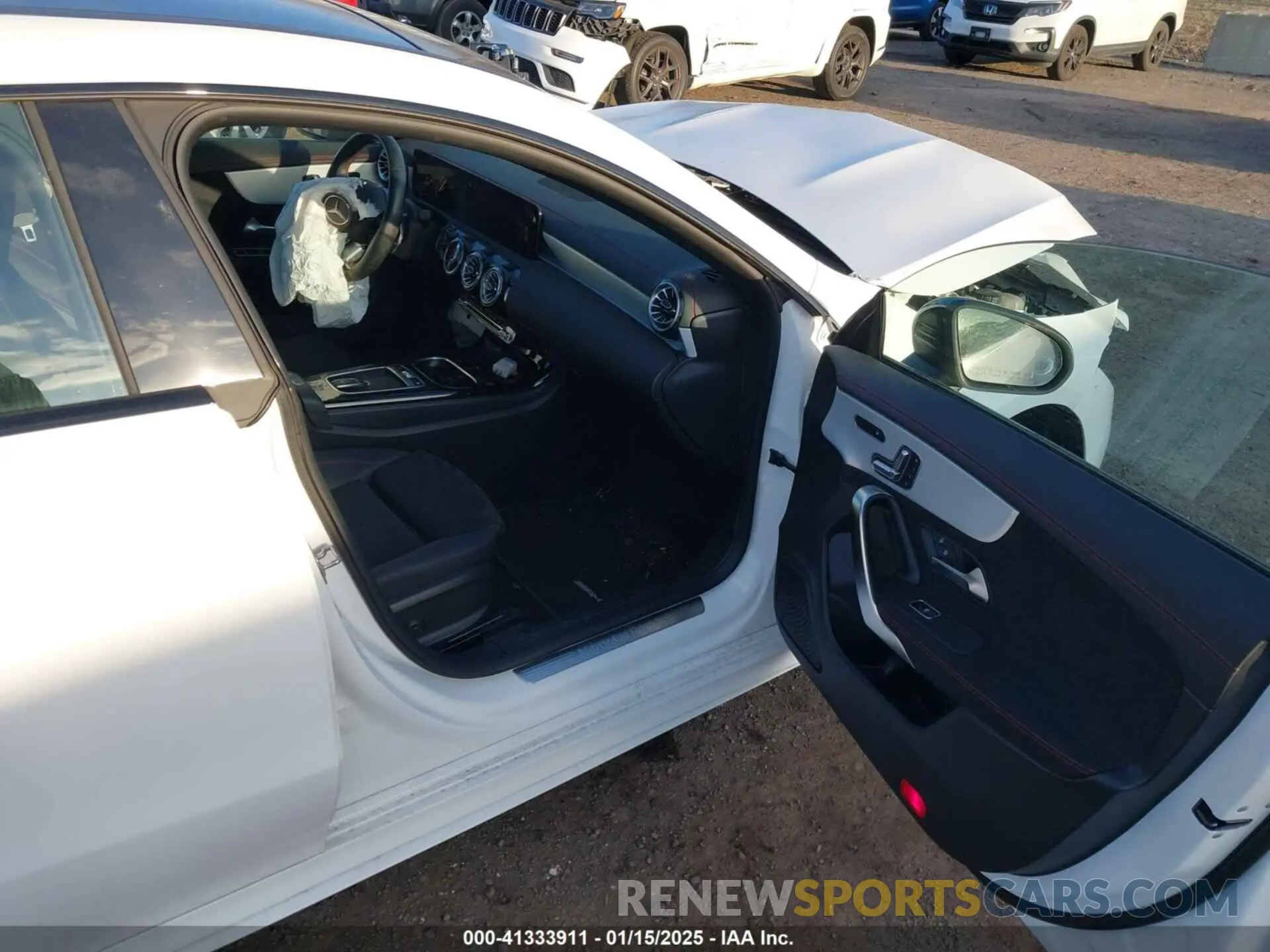 5 Photograph of a damaged car W1K5J4HB7RN450668 MERCEDES-BENZ CLA 250 COUPE 2024