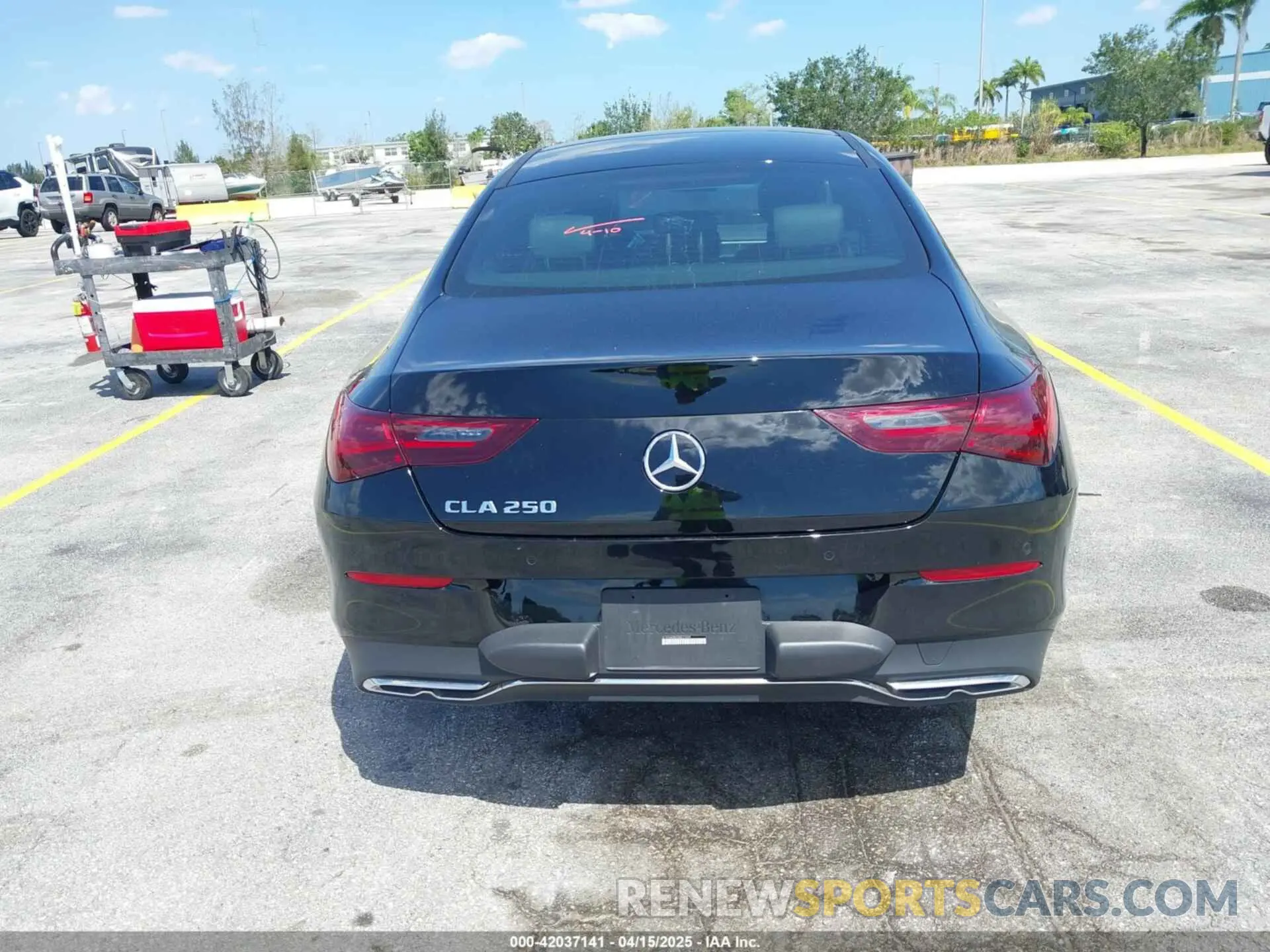 17 Photograph of a damaged car W1K5J4GB2SN527499 MERCEDES-BENZ CLA 250 COUPE 2025