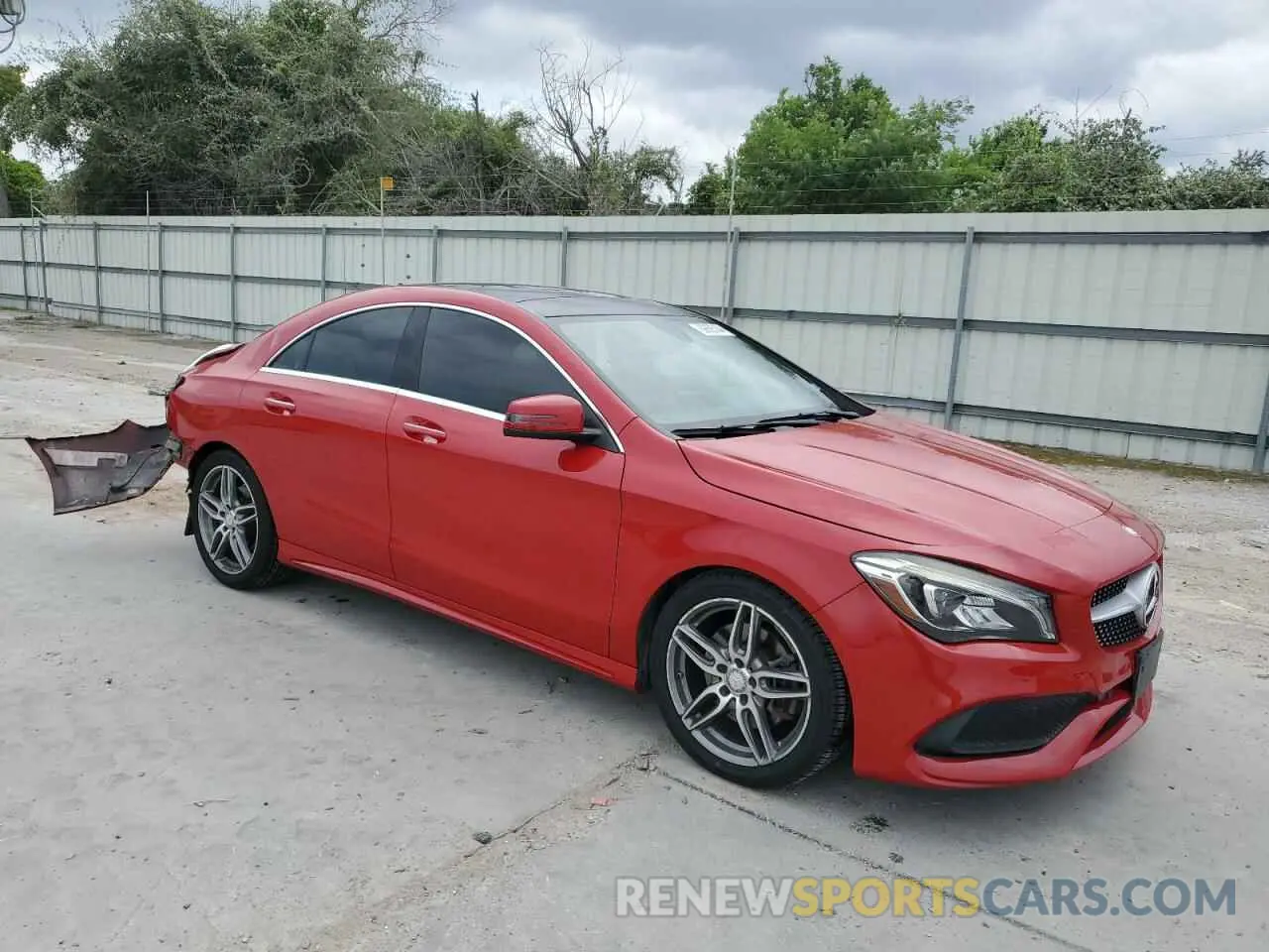 4 Photograph of a damaged car WDDSJ4EB8HN459000 MERCEDES-BENZ CLA-CLASS 2017