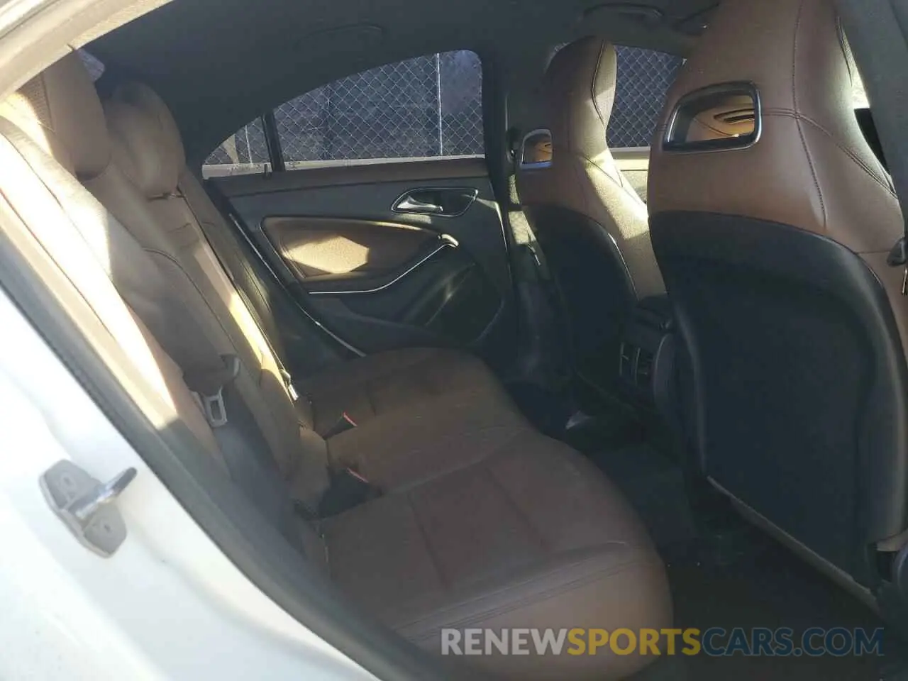 10 Photograph of a damaged car WDDSJ4EB1KN723746 MERCEDES-BENZ CLA-CLASS 2019