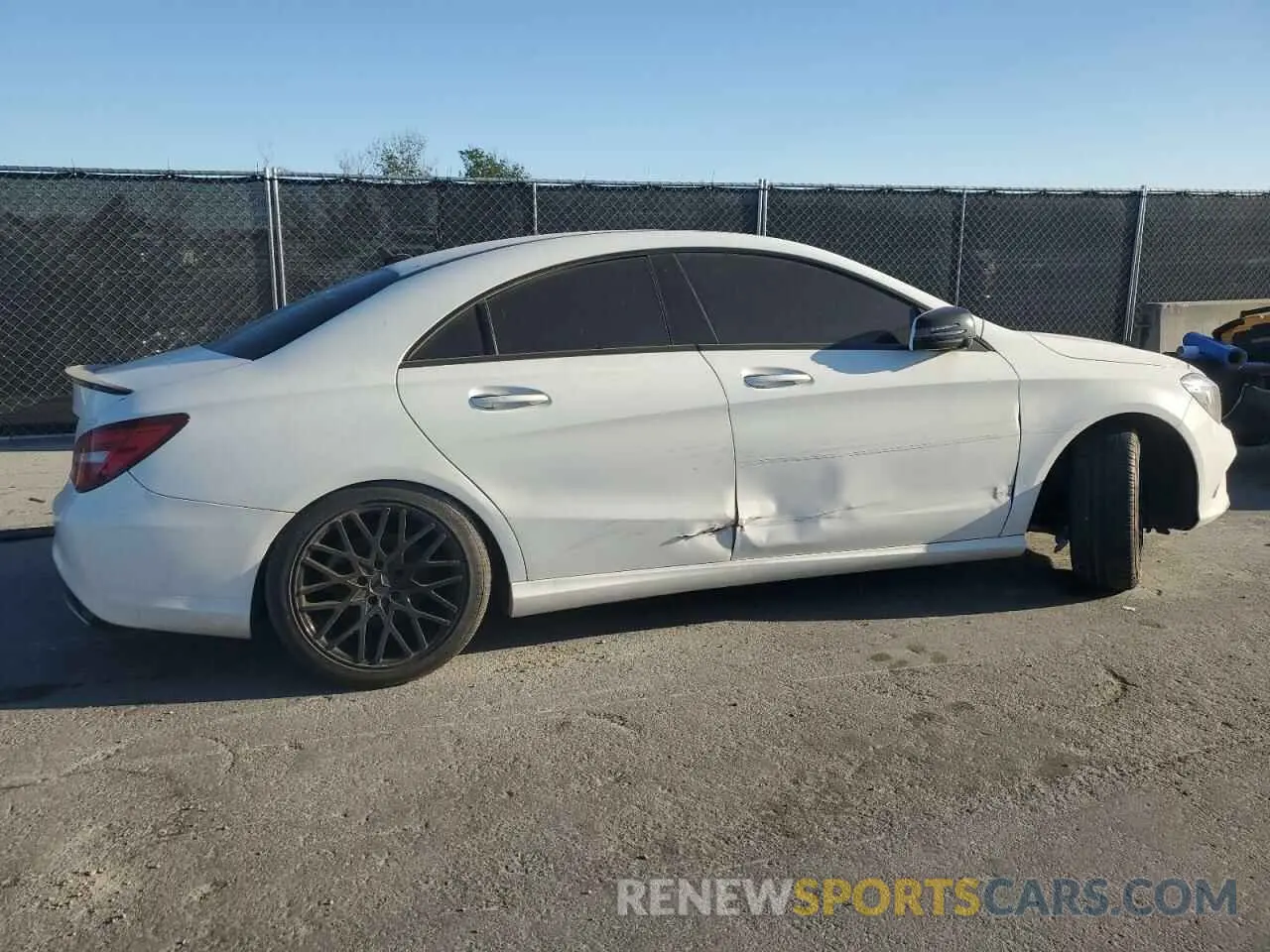 3 Photograph of a damaged car WDDSJ4EB1KN723746 MERCEDES-BENZ CLA-CLASS 2019