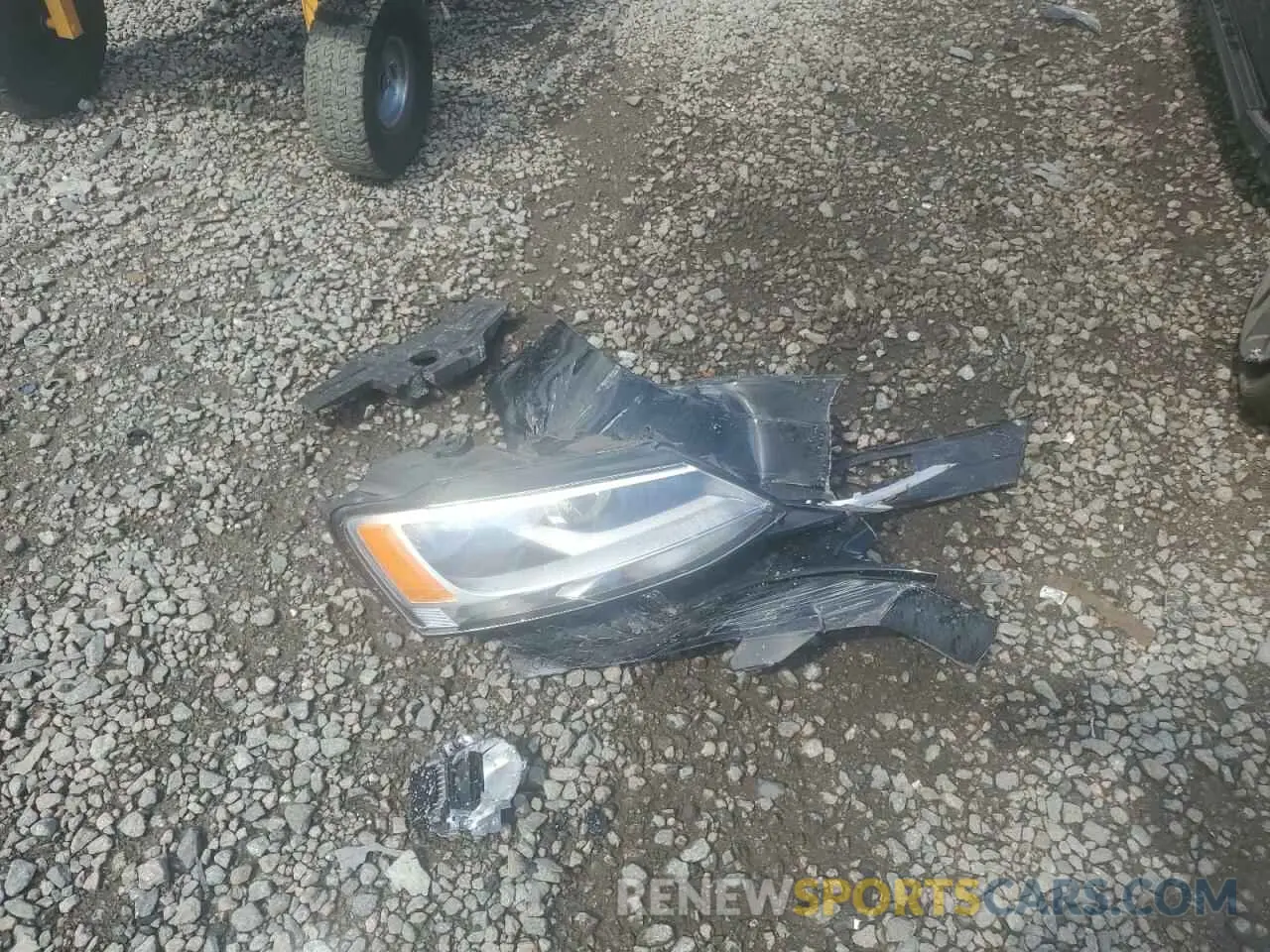12 Photograph of a damaged car WDDSJ4EB1KN724637 MERCEDES-BENZ CLA-CLASS 2019