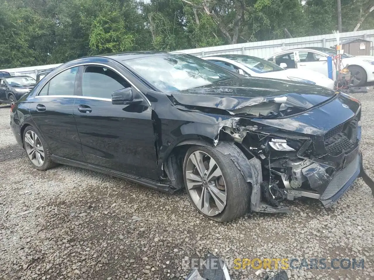 4 Photograph of a damaged car WDDSJ4EB1KN724637 MERCEDES-BENZ CLA-CLASS 2019