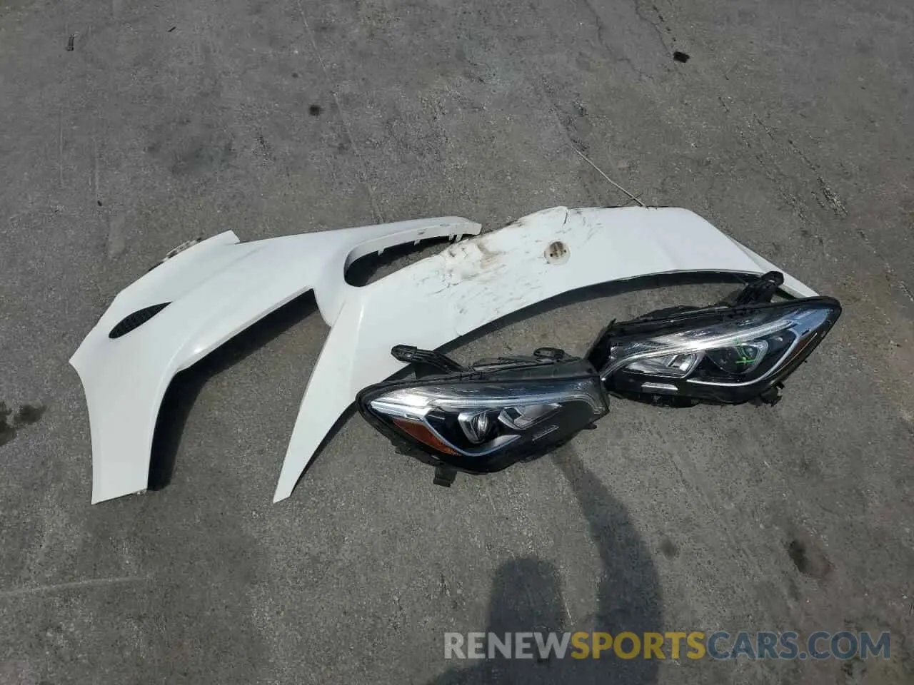 12 Photograph of a damaged car WDDSJ4EB2KN698906 MERCEDES-BENZ CLA-CLASS 2019