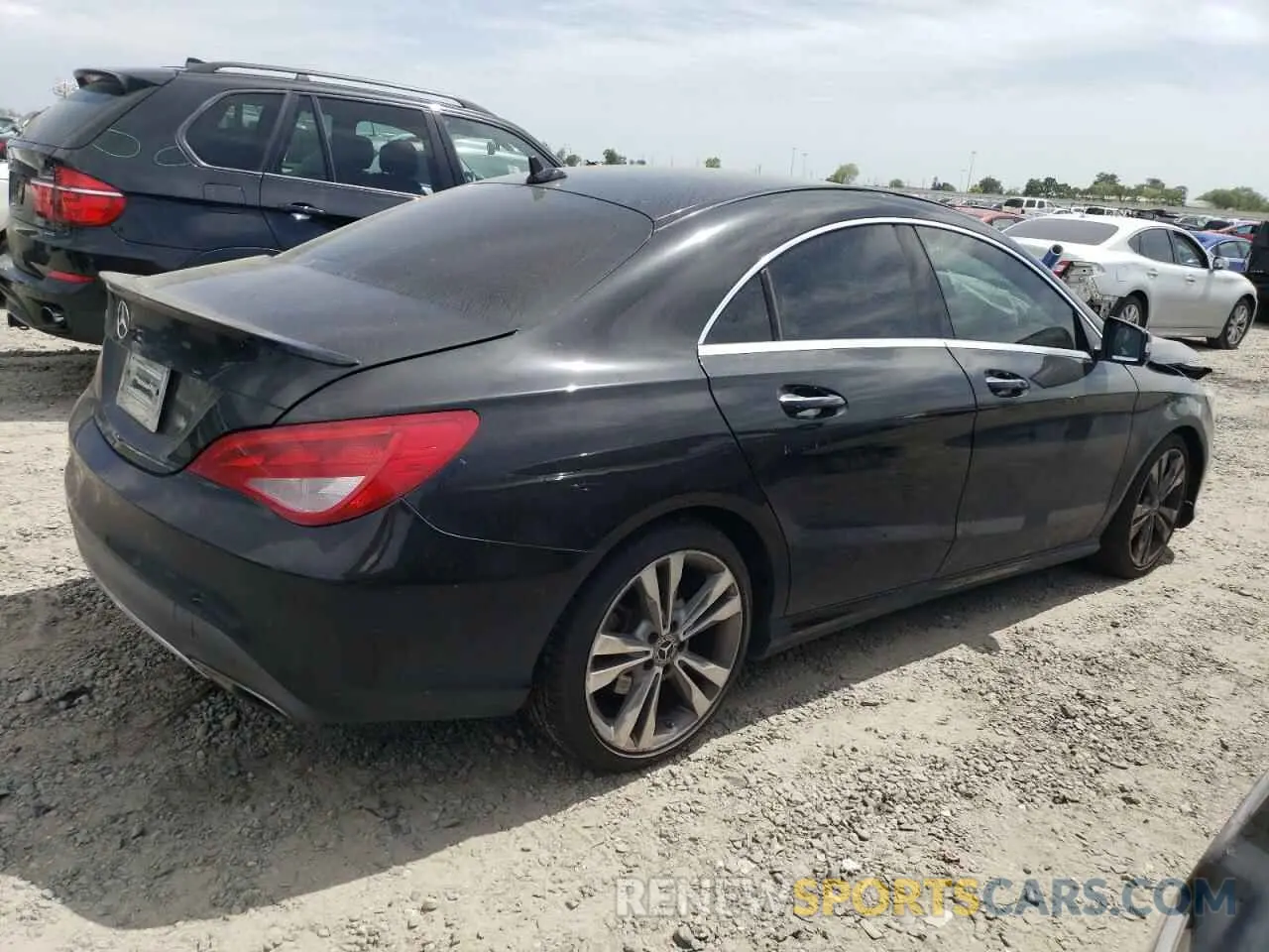 3 Photograph of a damaged car WDDSJ4EB2KN739180 MERCEDES-BENZ CLA-CLASS 2019