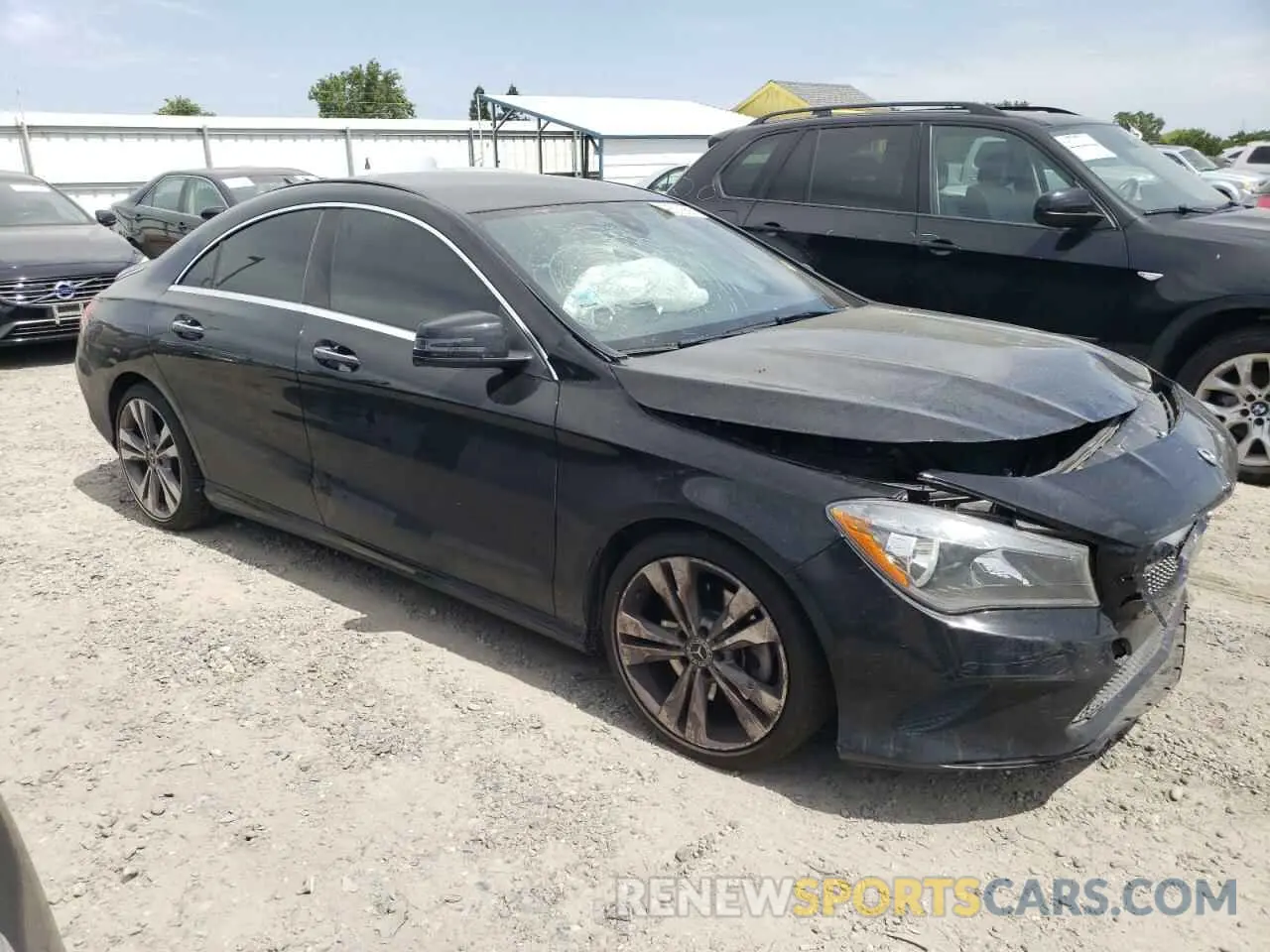 4 Photograph of a damaged car WDDSJ4EB2KN739180 MERCEDES-BENZ CLA-CLASS 2019