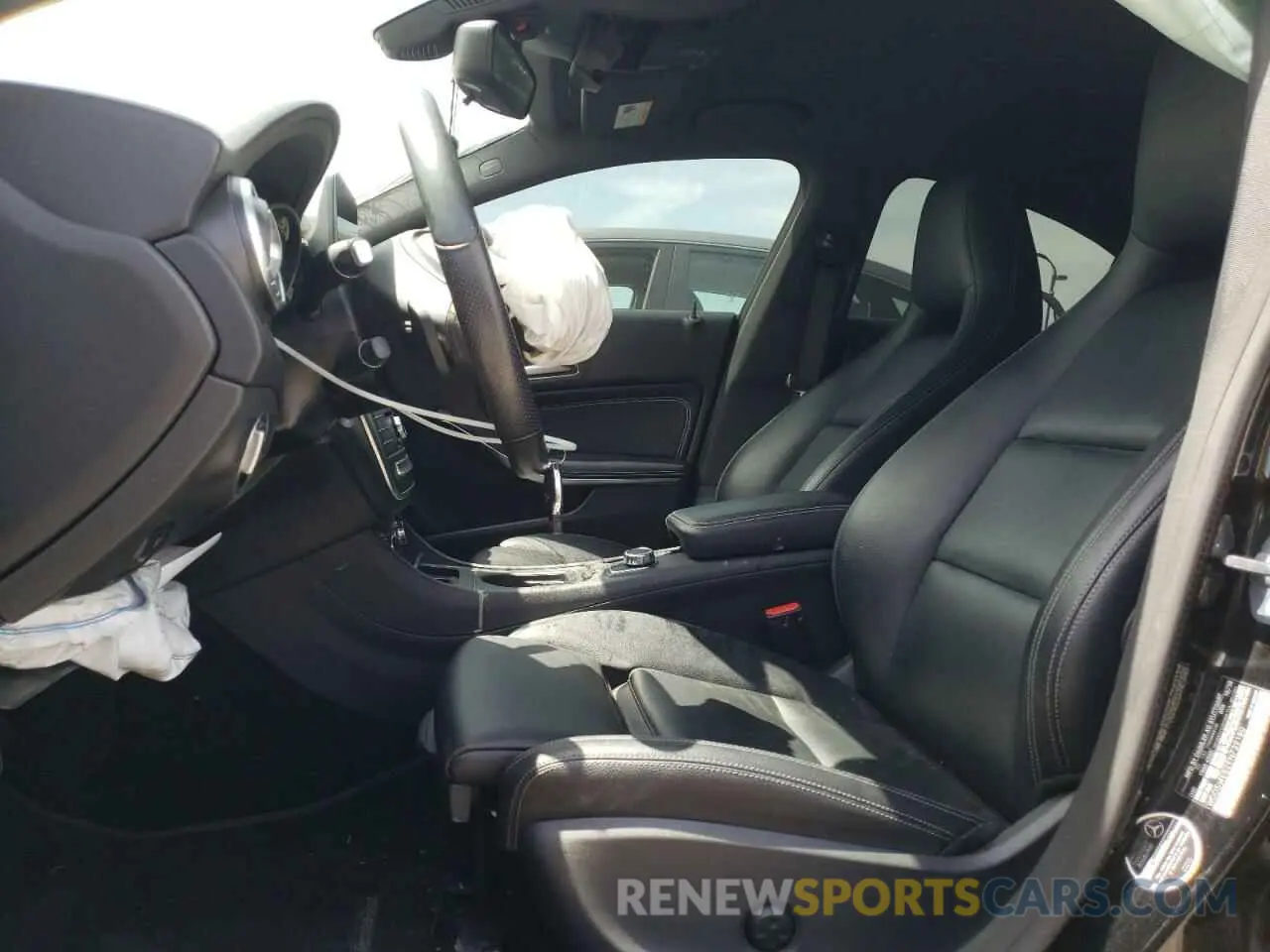 7 Photograph of a damaged car WDDSJ4EB2KN739180 MERCEDES-BENZ CLA-CLASS 2019