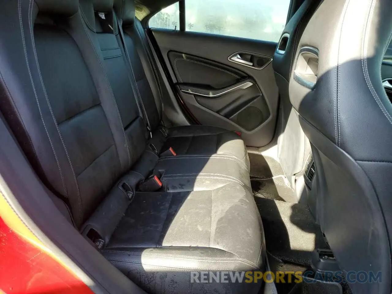 10 Photograph of a damaged car WDDSJ4EB2KN766315 MERCEDES-BENZ CLA-CLASS 2019