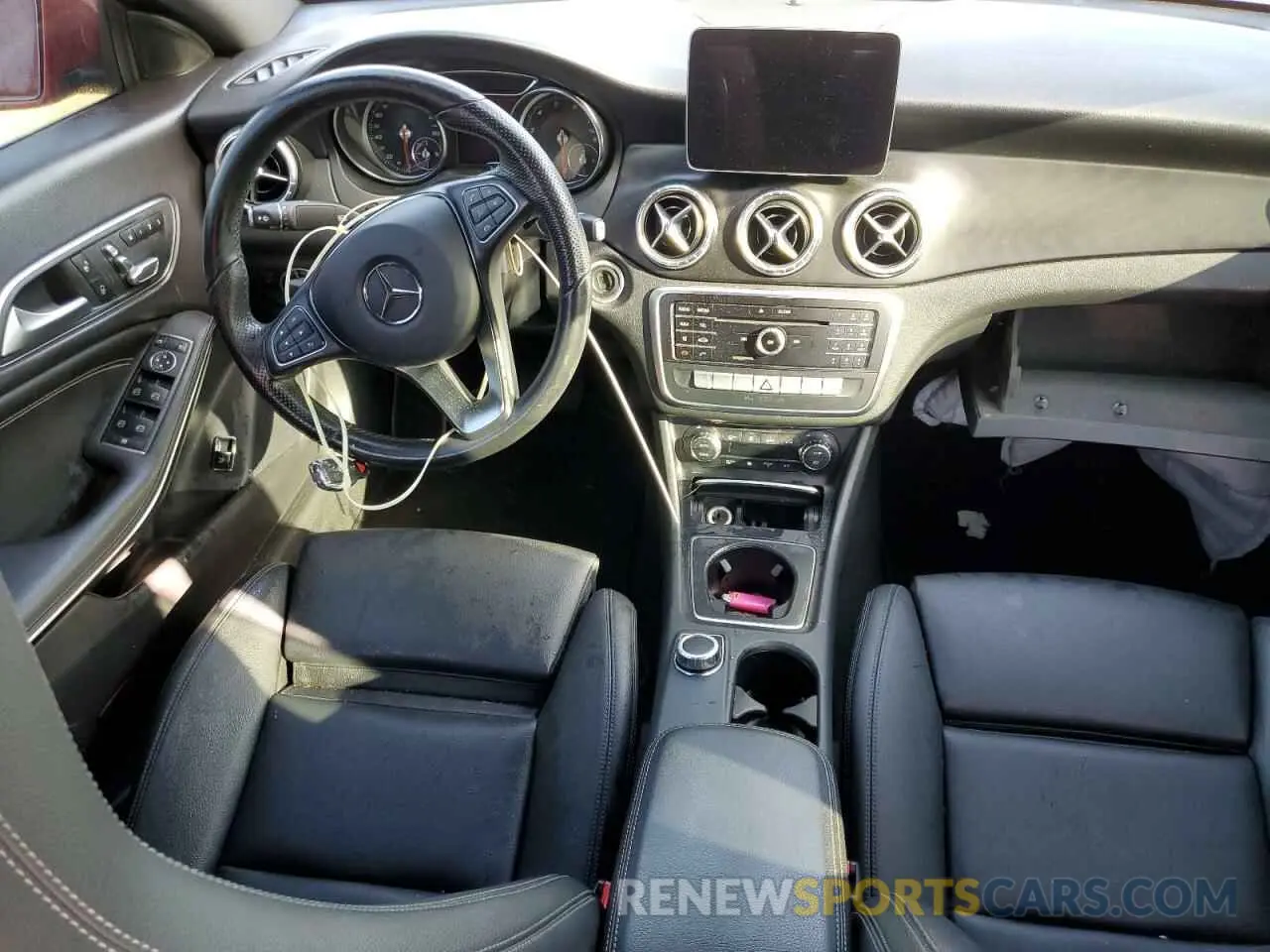 8 Photograph of a damaged car WDDSJ4EB2KN766315 MERCEDES-BENZ CLA-CLASS 2019