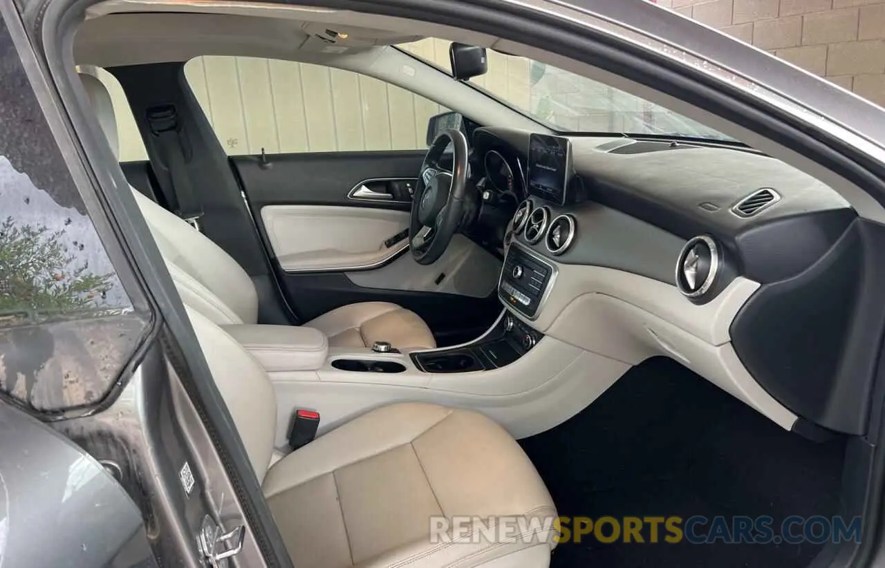 5 Photograph of a damaged car WDDSJ4EB3KN712053 MERCEDES-BENZ CLA-CLASS 2019