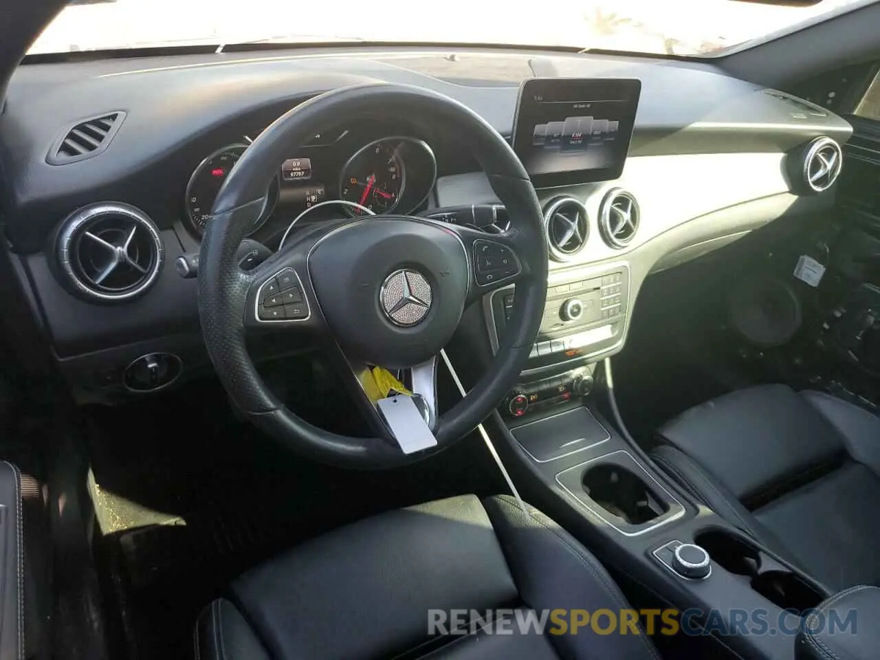 8 Photograph of a damaged car WDDSJ4EB5KN738752 MERCEDES-BENZ CLA-CLASS 2019