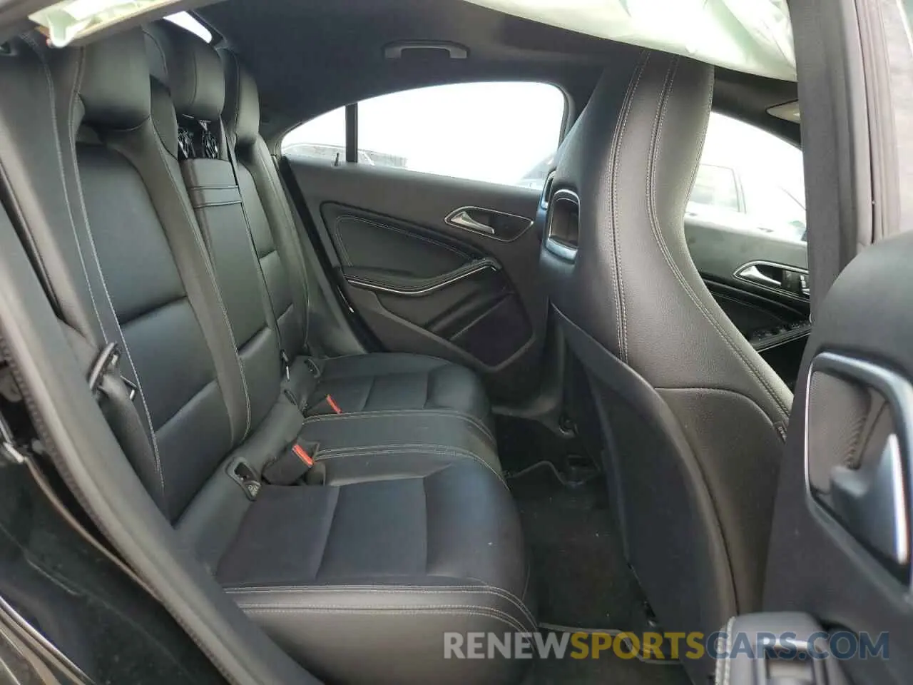 10 Photograph of a damaged car WDDSJ4EB5KN751307 MERCEDES-BENZ CLA-CLASS 2019